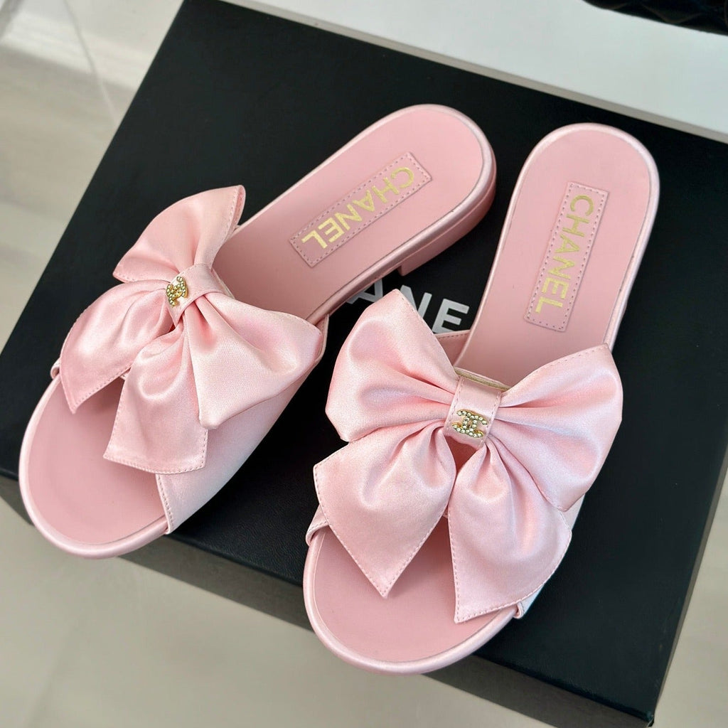 CHANEL Double  big bow flat sandals Sheepskin Light Pink