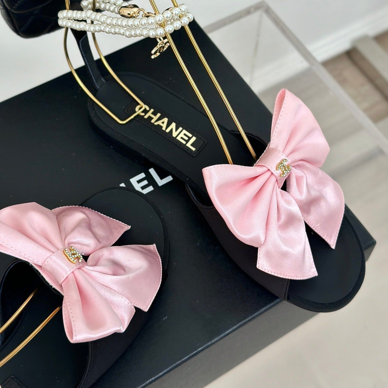 CHANEL Double C Big Bow Pearl Chain Sandals Light Pink Black Lambskin