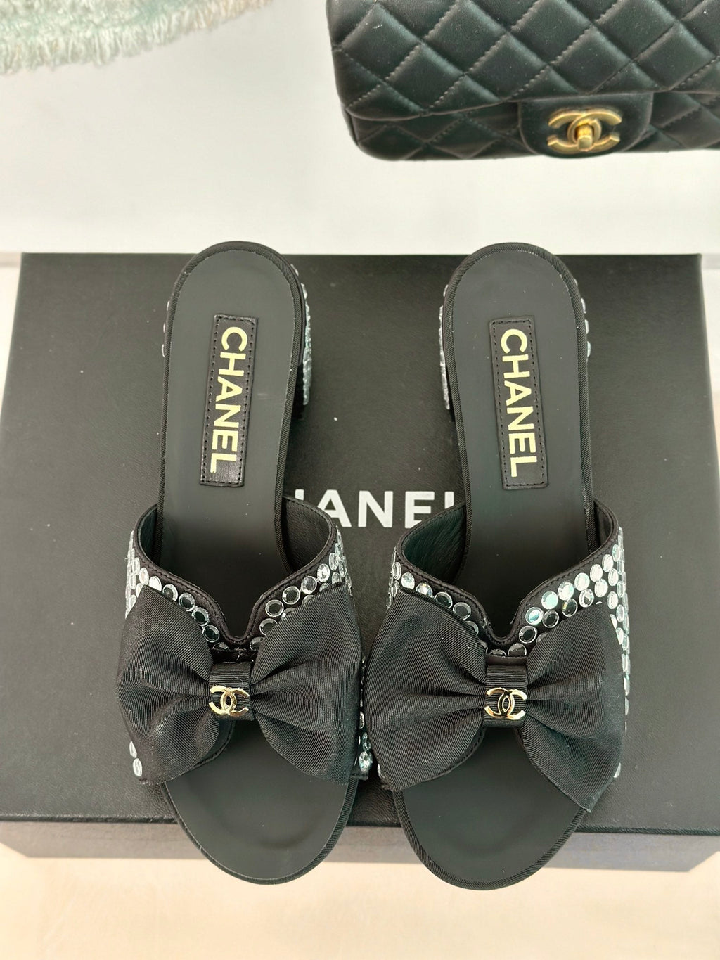 CHANEL BLOCK HEEL MULE WITH WHITE RHINESTONES IN BLACK LAMBSKIN