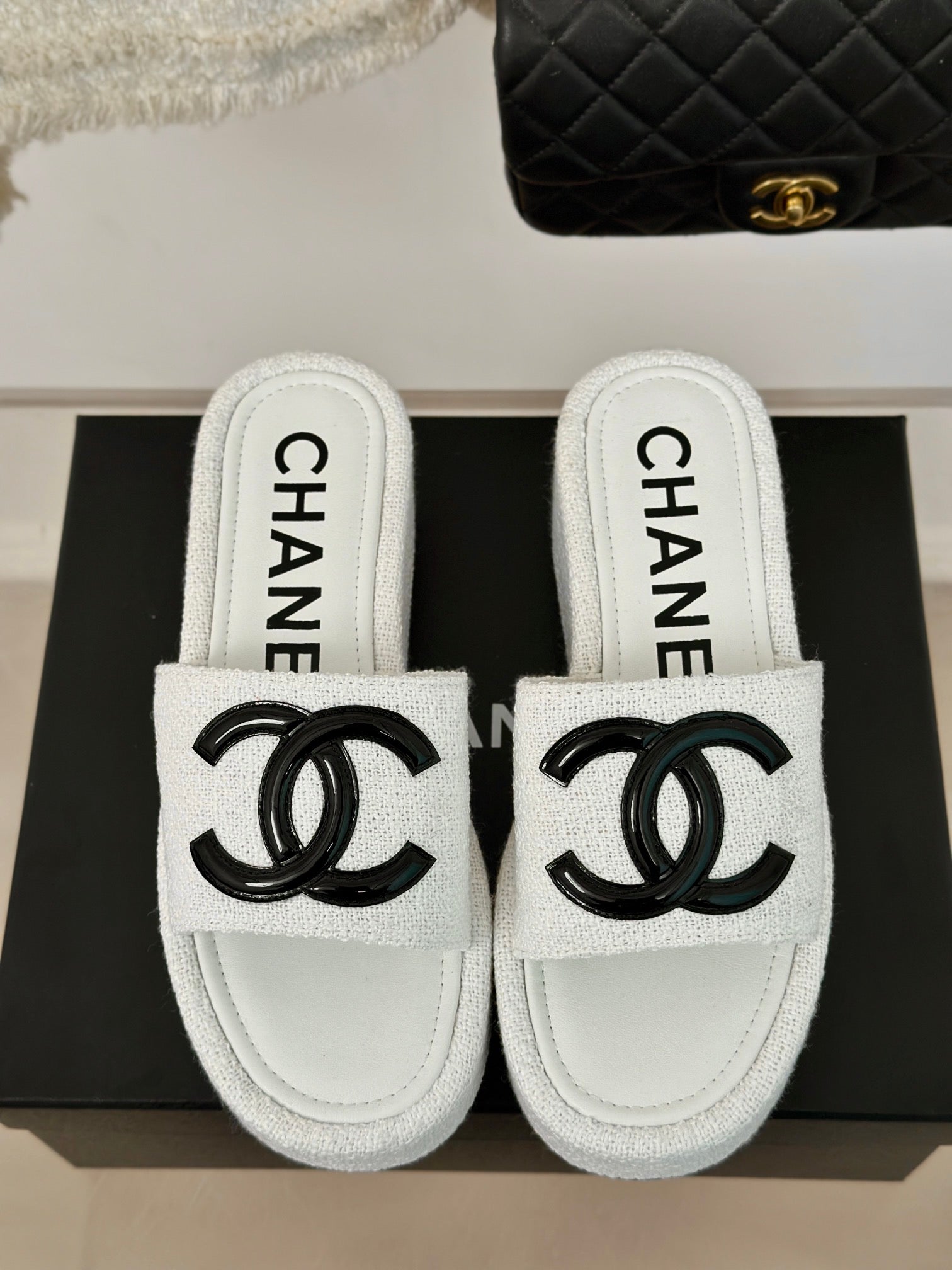 CHANEL CLASSIC SLIPPERS THICK SOLE IN WHITE TWEED