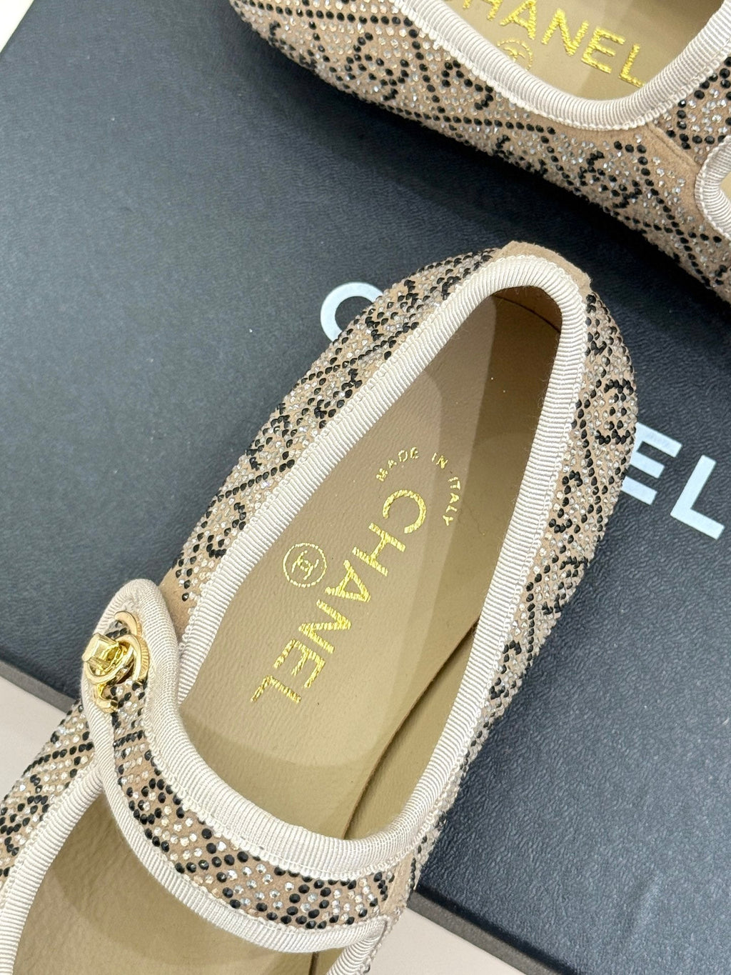 CHANEL FLAT MARY JANE 25SS IN BEIGE EMBELLISHED WITH RHINESTONES