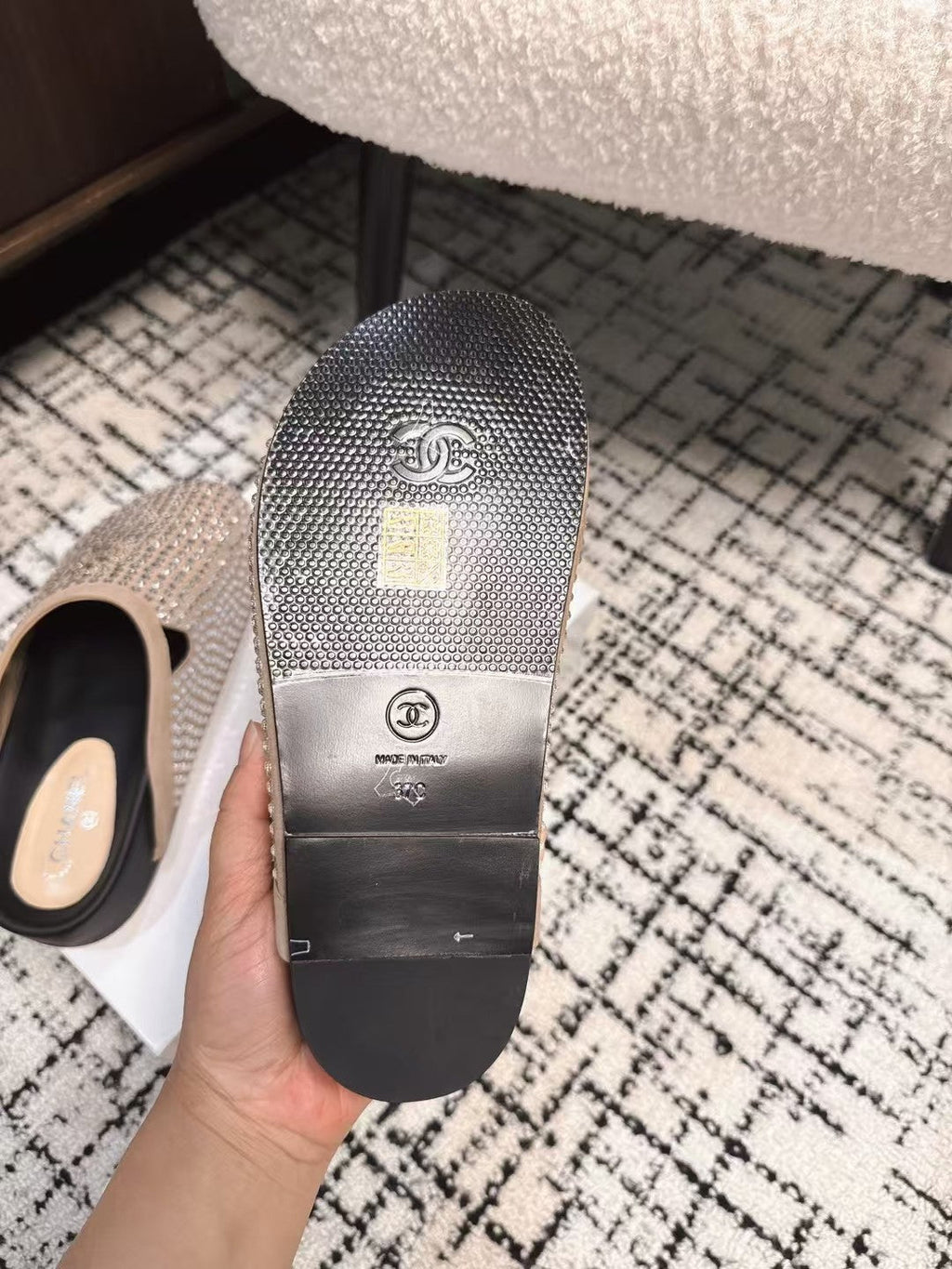 CHANEL FLAT MULE IN LIGHT BROWN SUEDE WITH CRYSTALS