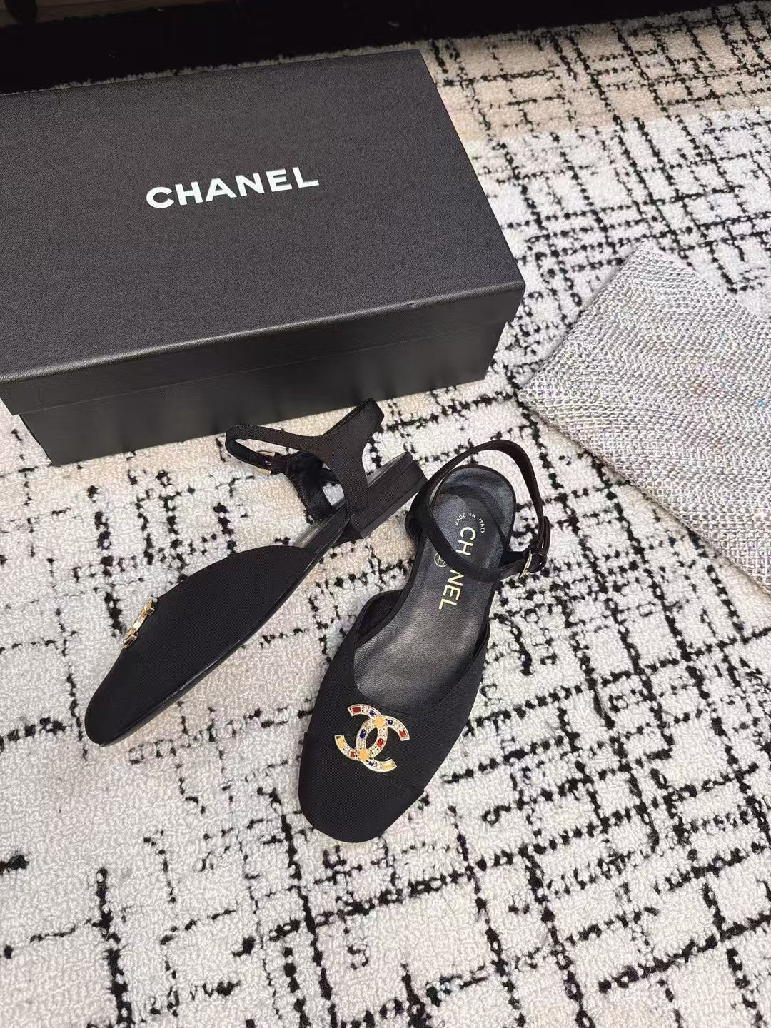 CHANEL FLAT SLINGBACKS IN BLACK FABRIC