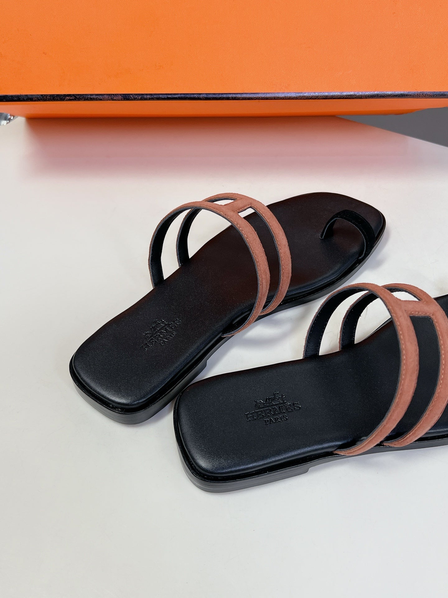 HERMES Georgia Sandals Peach Suede Black Calfskin