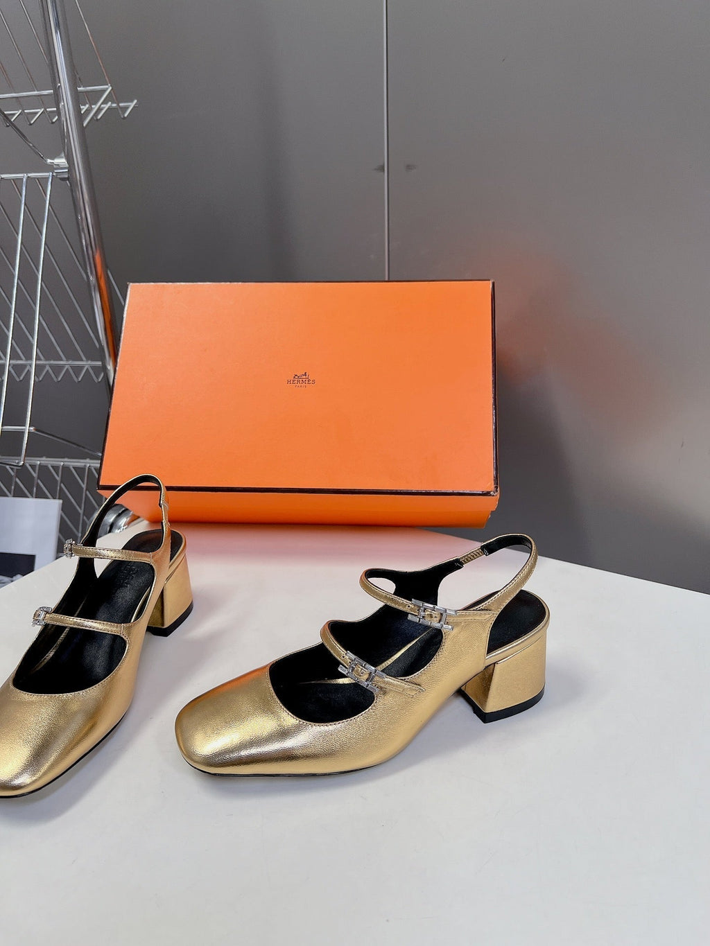HERMES JACKIE 50 PUMP METALLIC GOLD LAMBSKIN