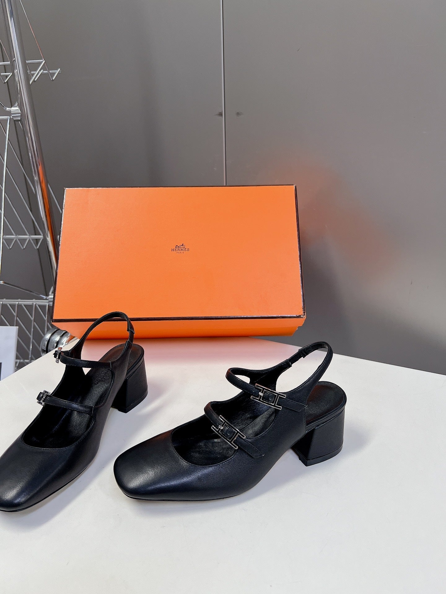 HERMES JACKIE 50 PUMP BLACK LAMBSKIN