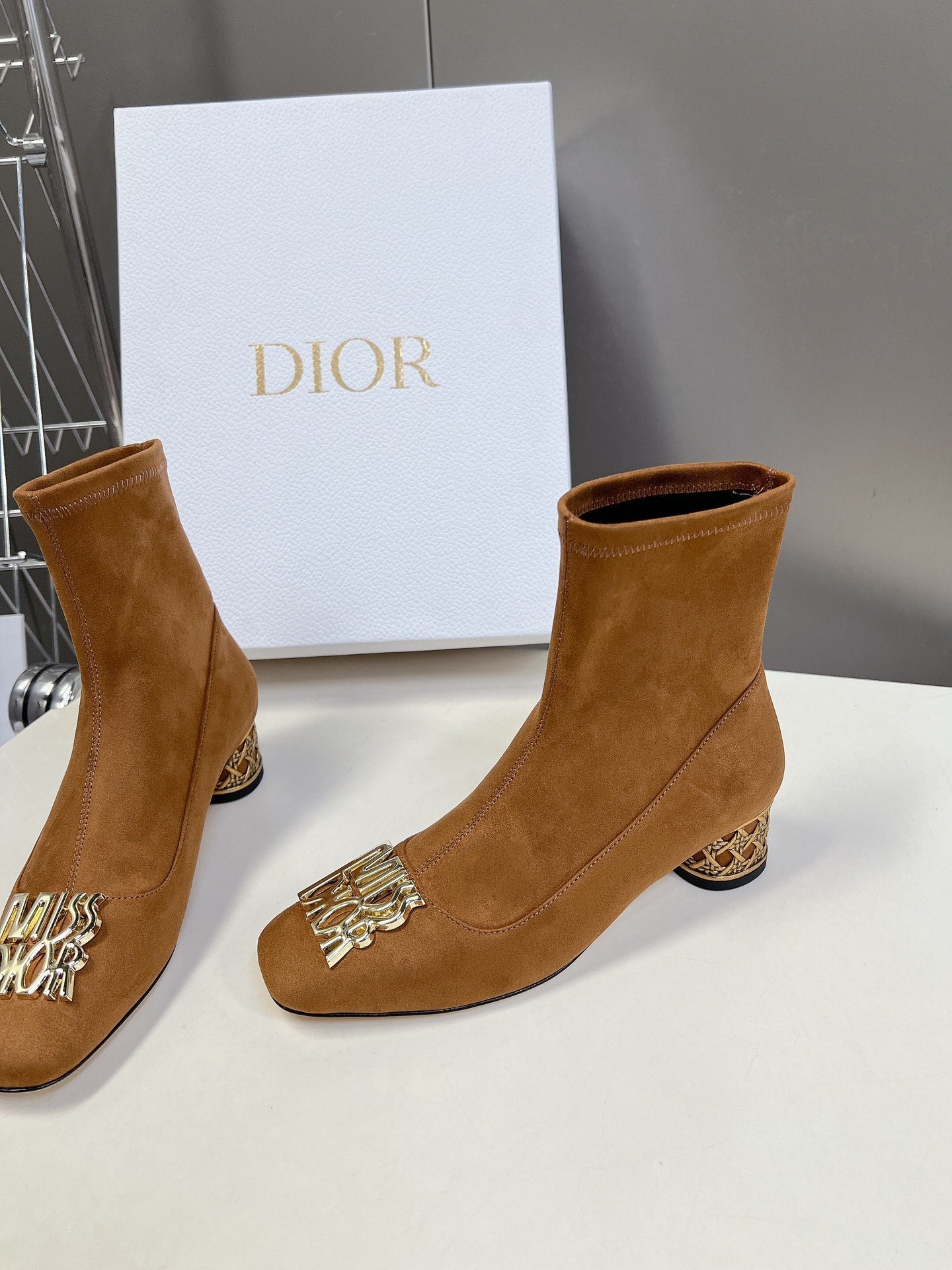 DIOR ICON HEELED ANKLE BOOT BRONZE BROWN SUEDE 4 CM WITH GOLD LOGO