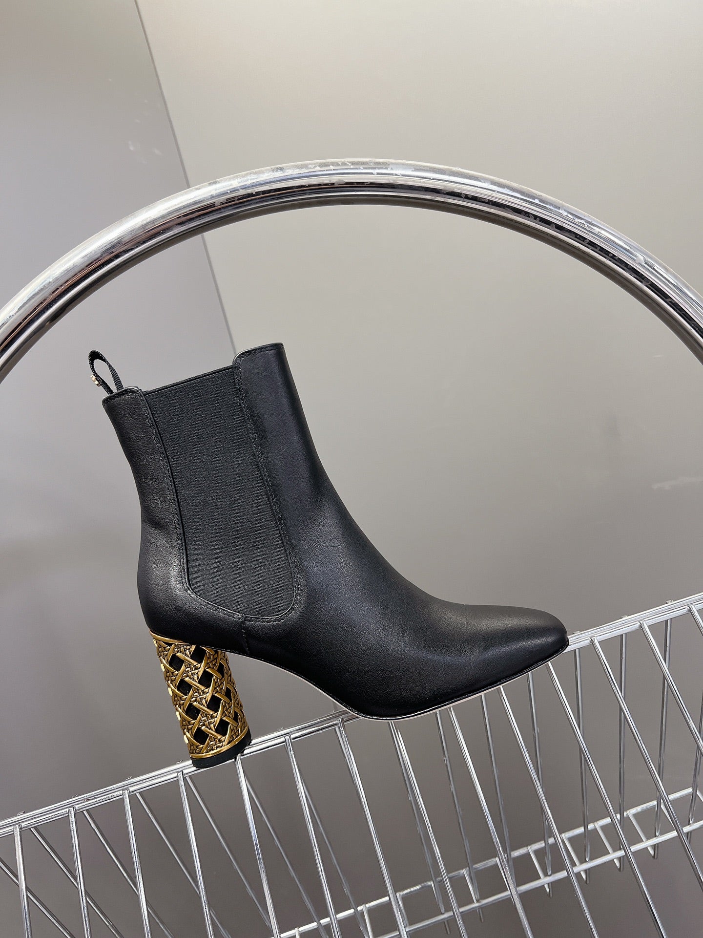 DIOR ICON HEELED ANKLE BOOT BLACK CALFSKIN 8 CM