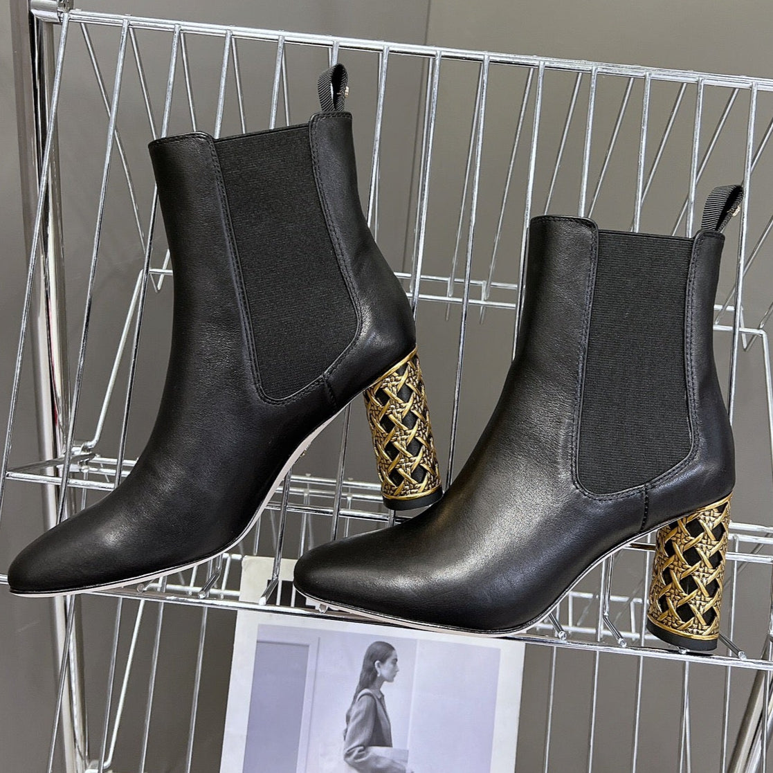 DIOR ICON HEELED ANKLE BOOT BLACK CALFSKIN 8 CM