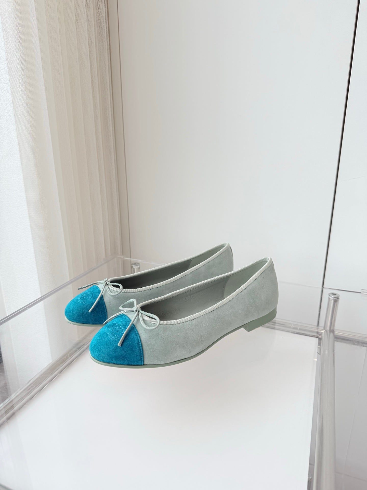 CHANEL BALLET FLAT IN CERULEAN BLUE MIX PEARL GRAY SUEDE