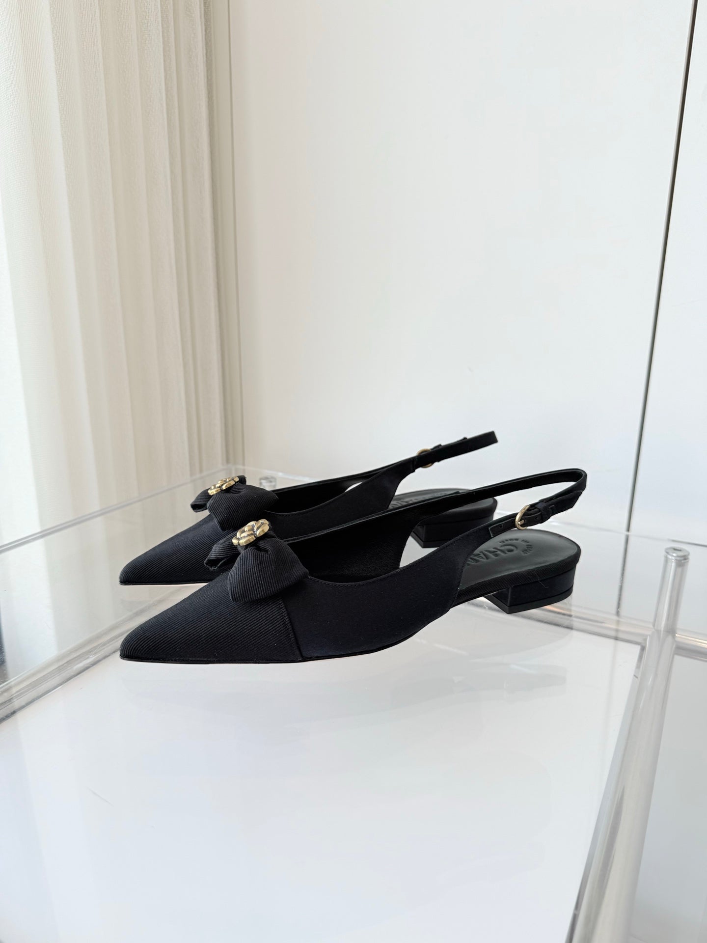 CHANEL SLINGBACKS 18 MM IN BLACK CALFSKIN MIX CANVAS