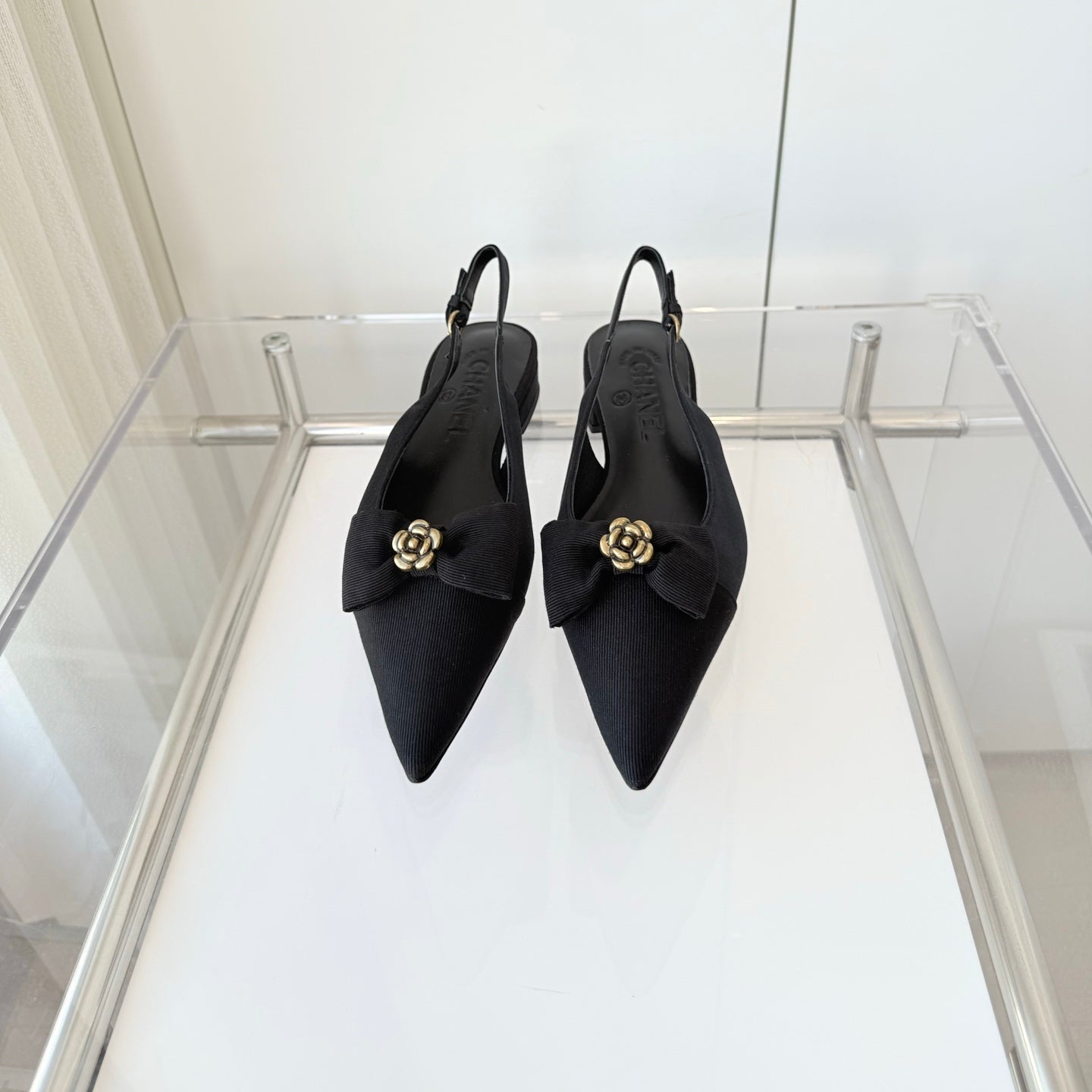 CHANEL SLINGBACKS 18 MM IN BLACK CALFSKIN MIX CANVAS