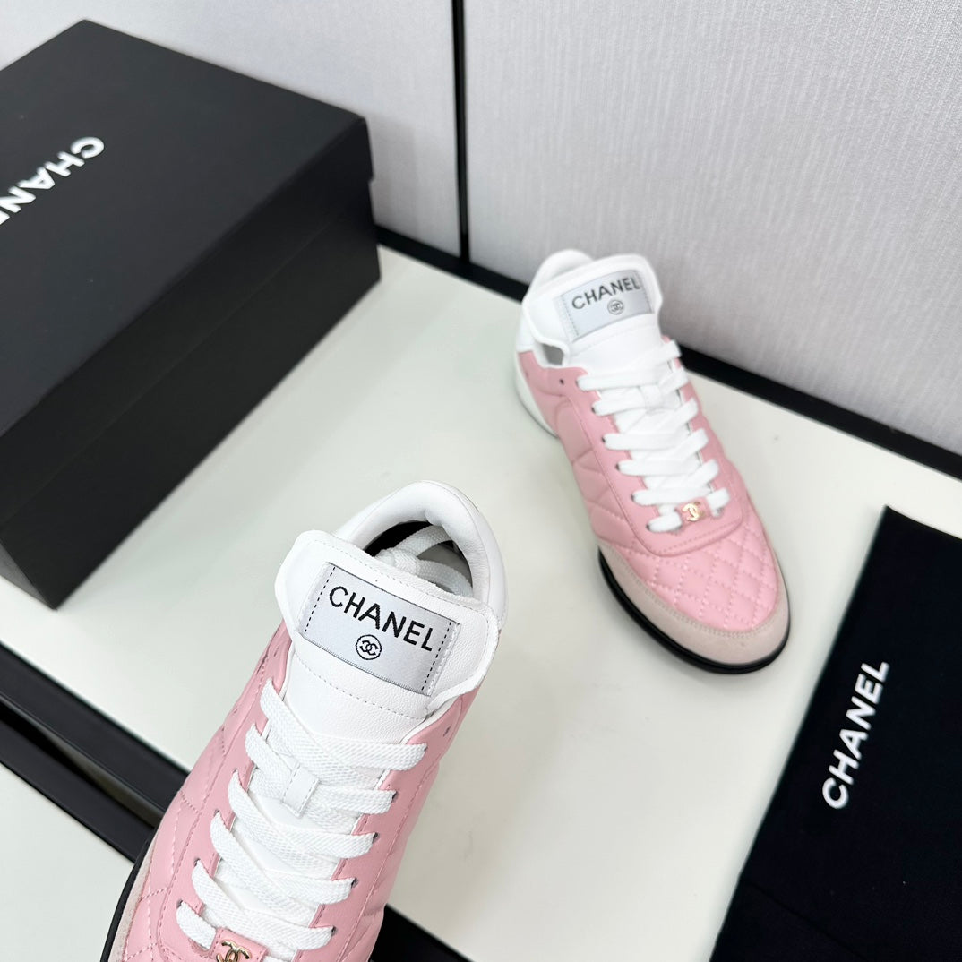 CHANEL SPORTS SHOES IN LIGHT PINK CALFSKIN