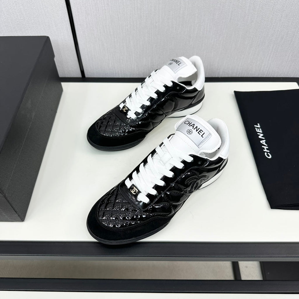 CHANEL SPORTS SHOES IN GLOSSY BLACK CALFSKIN