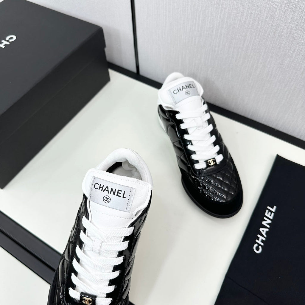 CHANEL SPORTS SHOES IN GLOSSY BLACK CALFSKIN