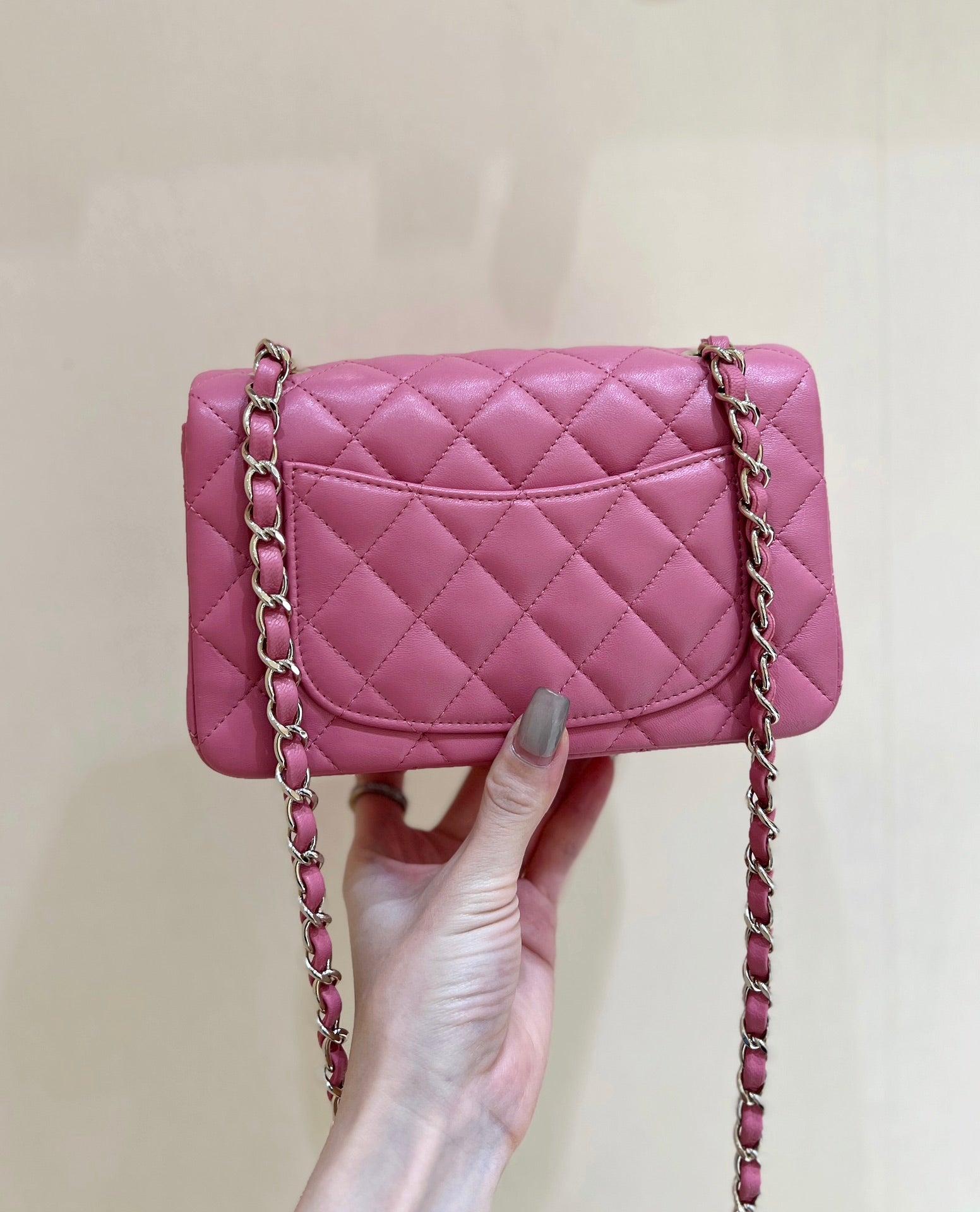 CHANEL 25S FLAP BAG 20 CM IN PINK LAMBSKIN WITH GOLD HARDWARE
