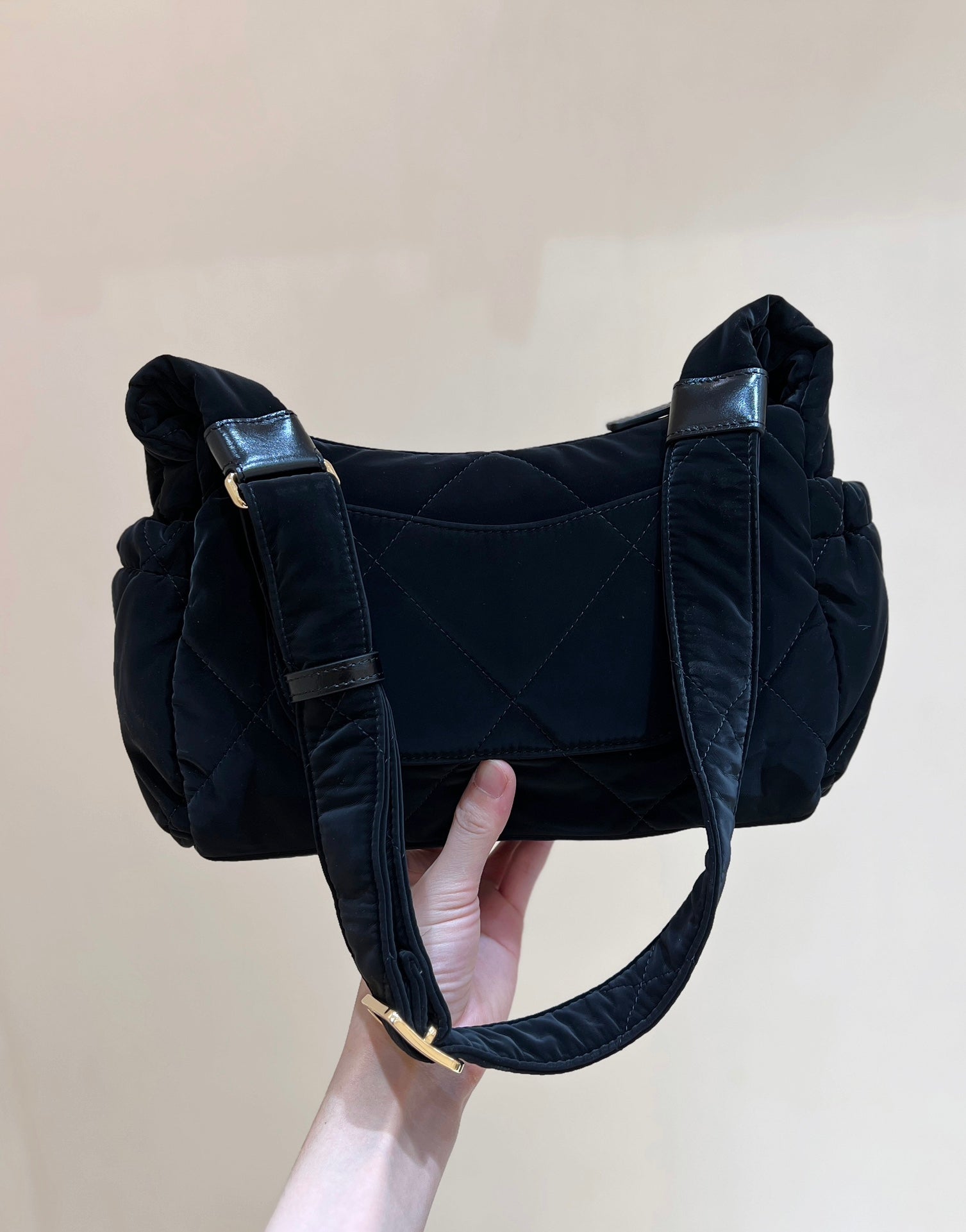 CHANEL HOBO BAG 32 IN BLACK NYLON WITH GOLD METAL