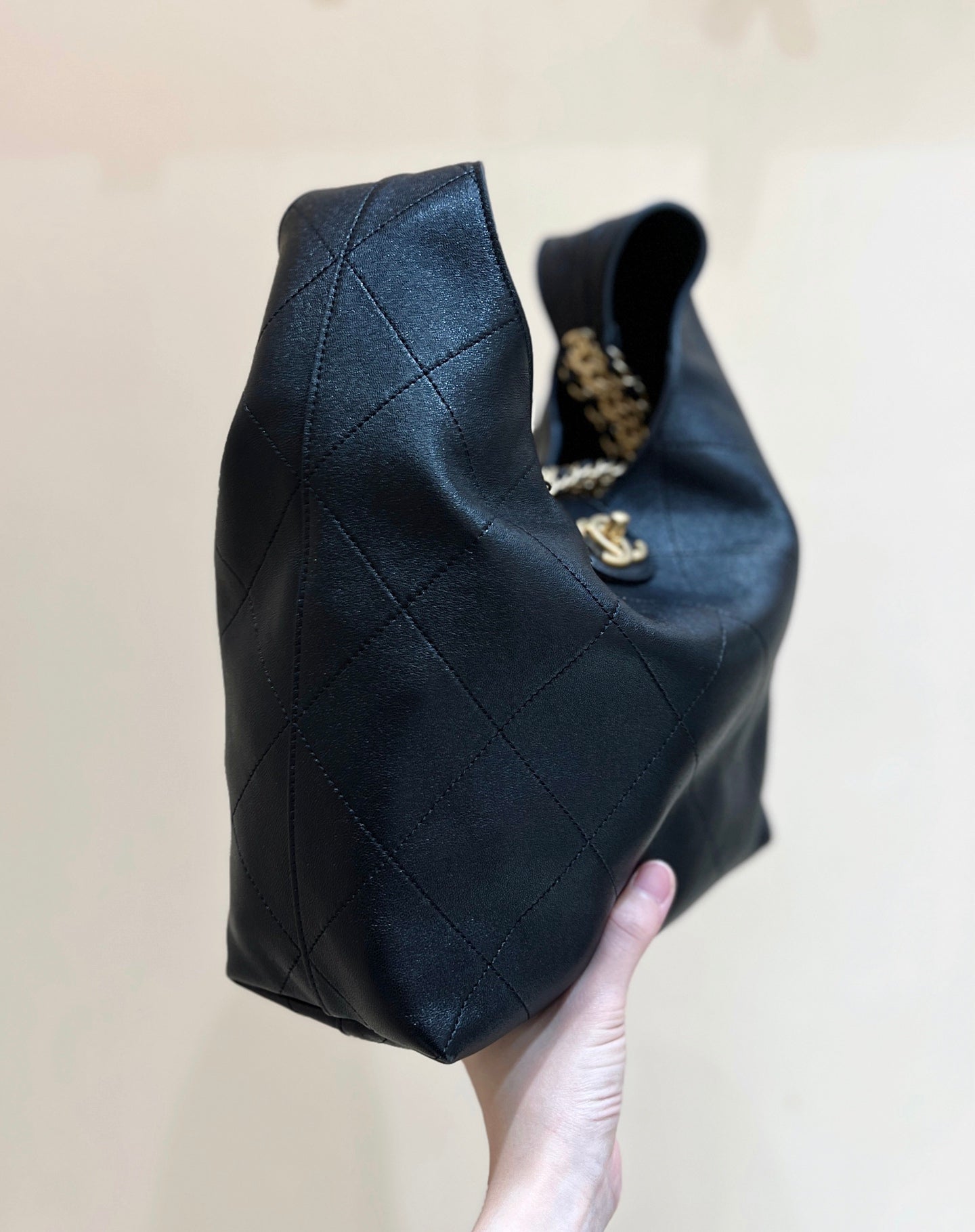 CHANEL QUILTED SMALL HOBO BAG 27 IN BLACK LAMBSKIN GOLD HARDWARE