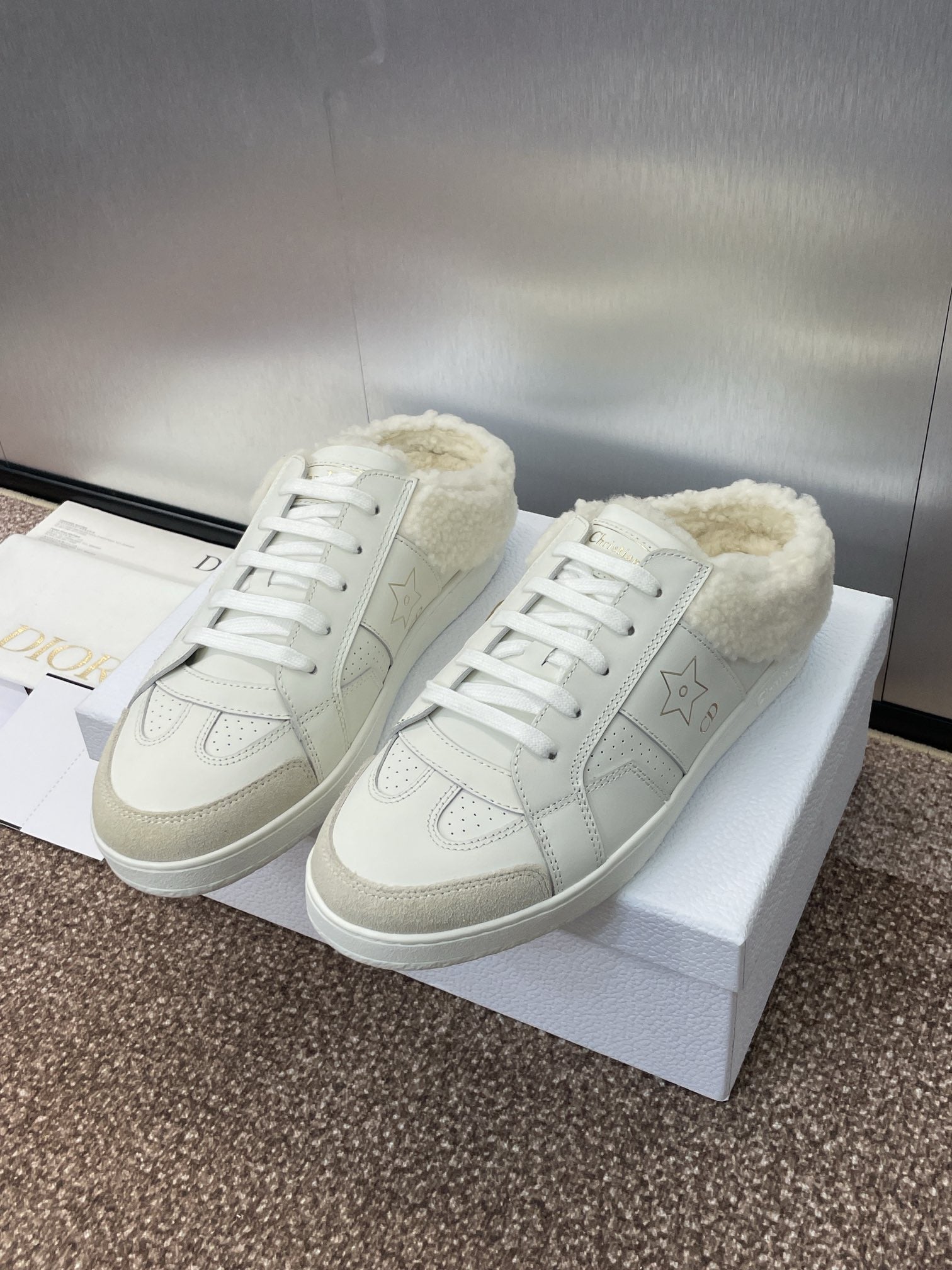 DIOR STAR SNEAKER IN WHITE CALFSKIN AND SHEARLING