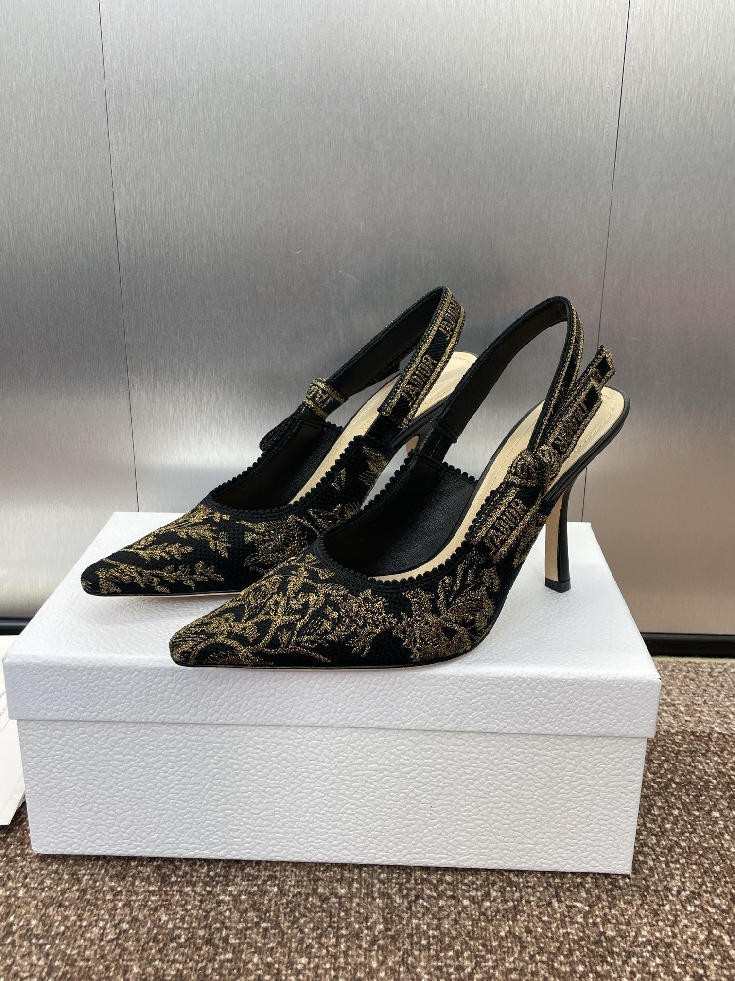 DIOR J'A HIGH SLINGBACK PUMP BLACK AND GOLD-TONE MILLEFIORI JACQUARD 95 MM
