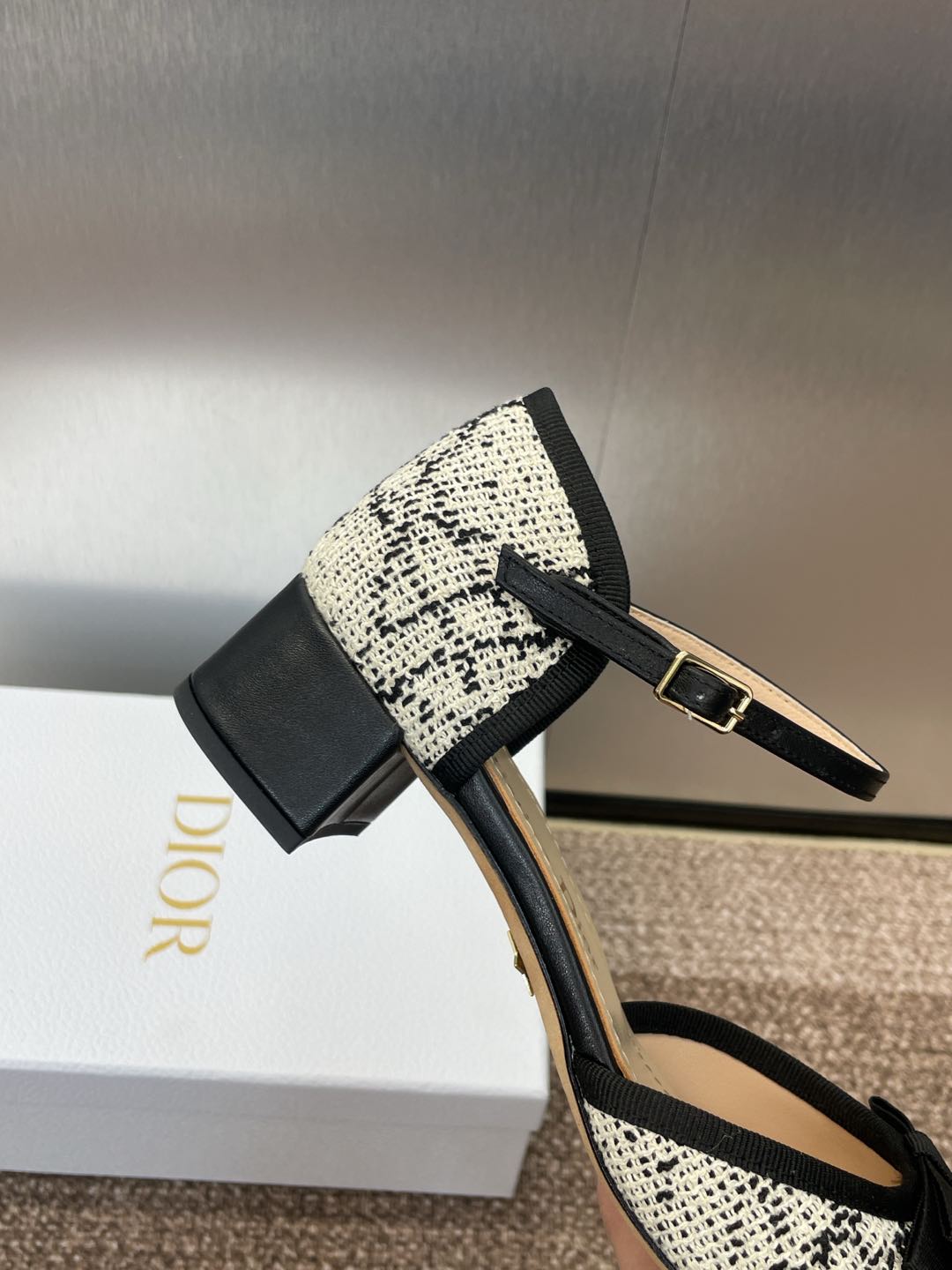 DIOR BALLET SLINGBACK PUMP IN WHITE MIX BLACK EMBROIDERED CANNAGE TWEED 35 MM