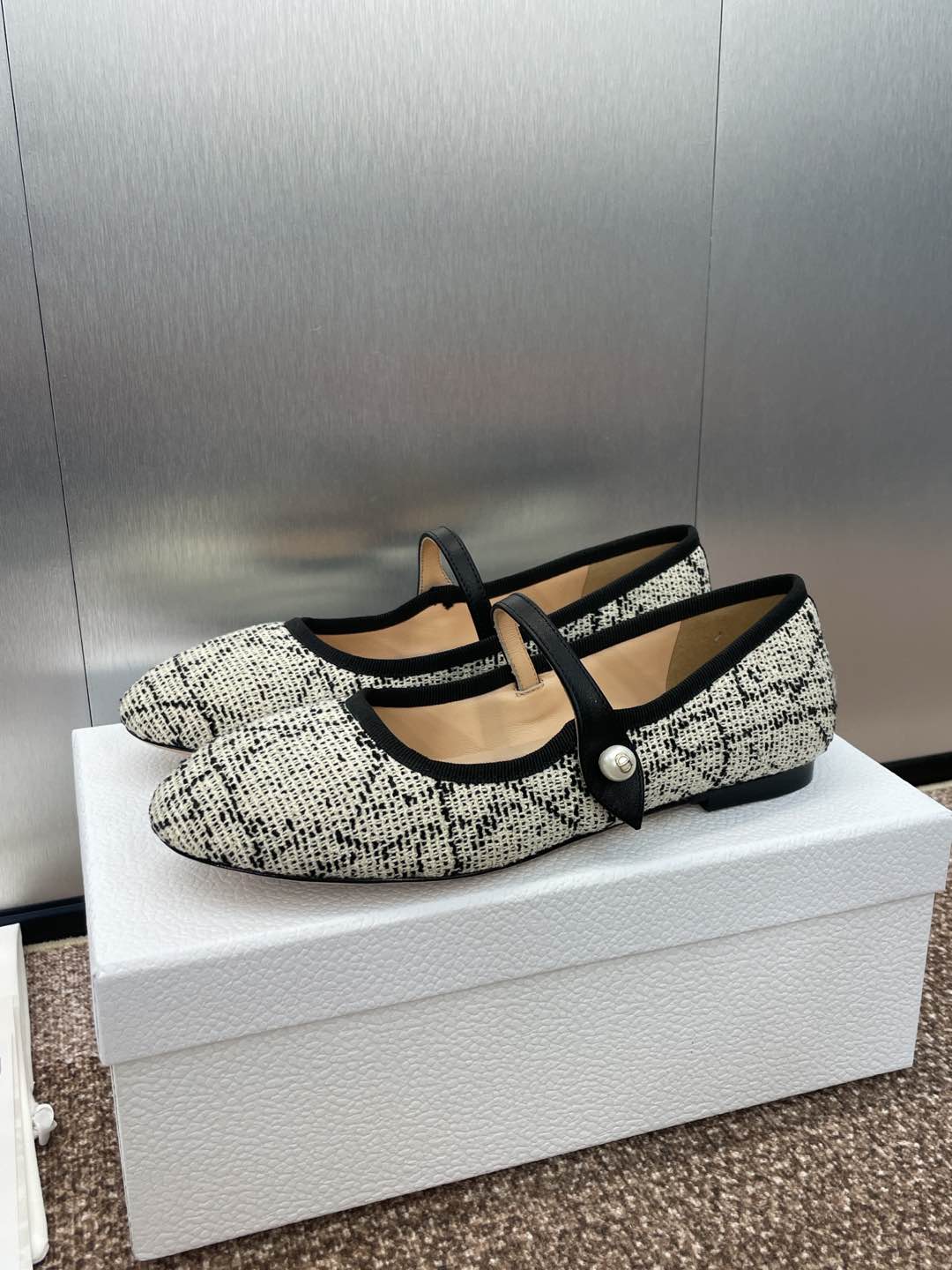 DIOR D-RAMOUR BALLET FLATS IN WHITE MIX BLACK EMBROIDERED CANNAGE TWEED