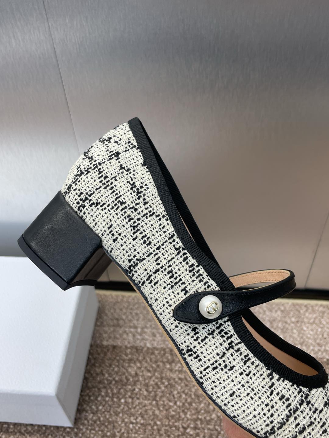 DIOR D-RAMOUR BALLET FLATS IN WHITE MIX BLACK EMBROIDERED CANNAGE TWEED 35 MM