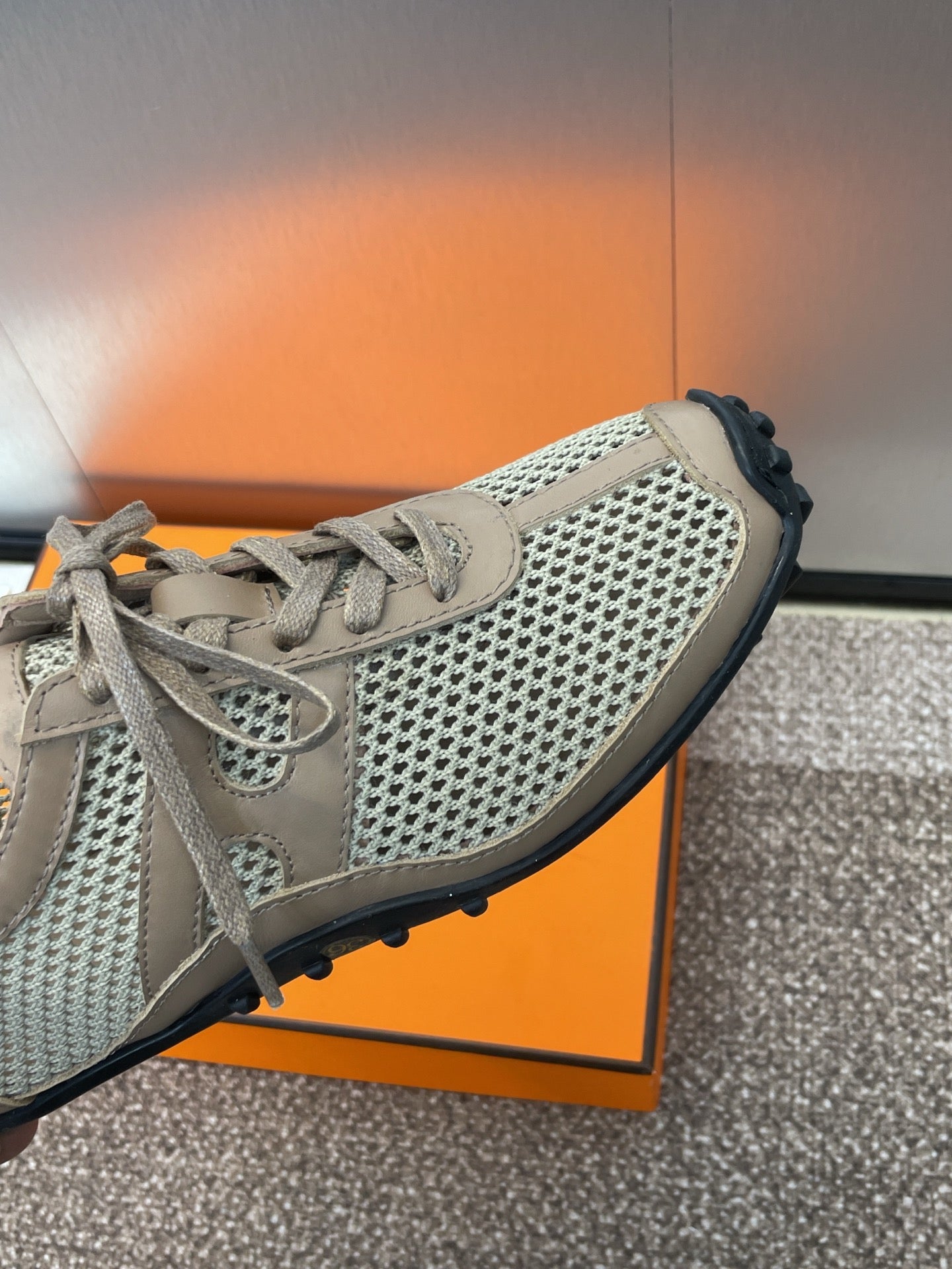 HERMES KIGA SNEAKER IN MOCHA BROWN CROCHET KNIT AND CALFSKIN