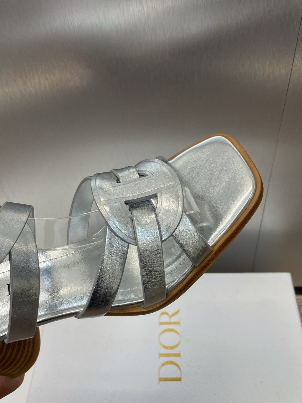 DIOR D-CLUB HIGH HEEL SLIDE 25S 80MM IN SILVER GLOSSY CALFSKIN
