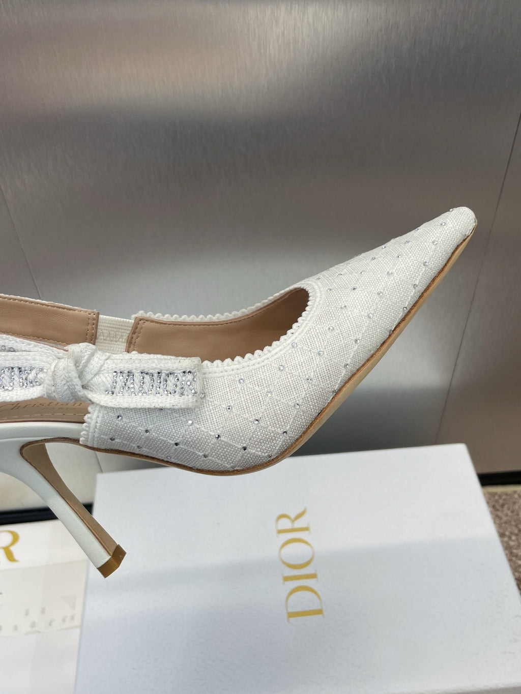 DIOR J'A SLINGBACK 25S PUMP 95MM IN WHITE FABRIC EMBOSSED CRYSTAL