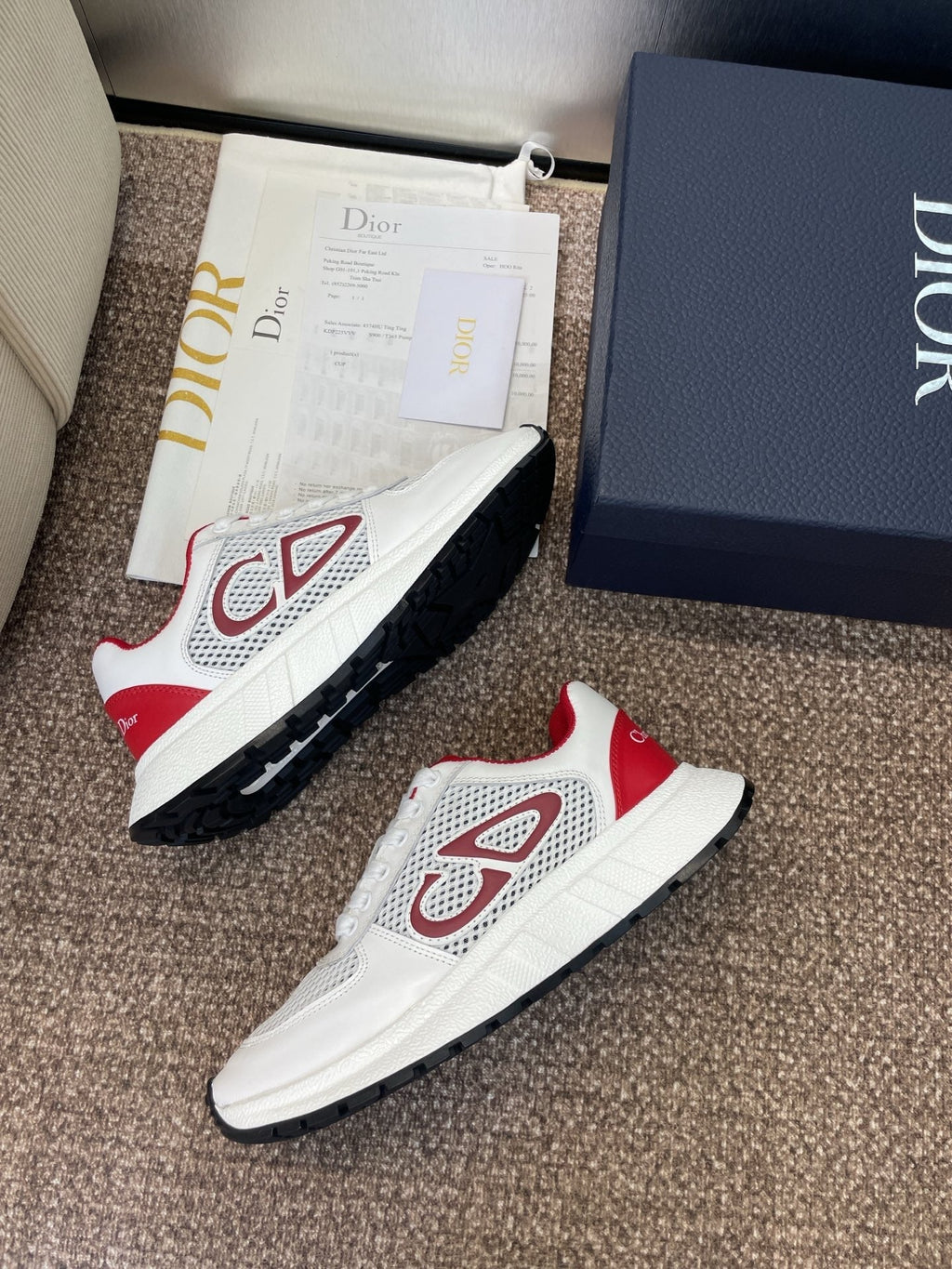 DIOR 25S D-RUN'N COUPLE SNEAKERS IN WHITE RED CALFSKIN AND MESH