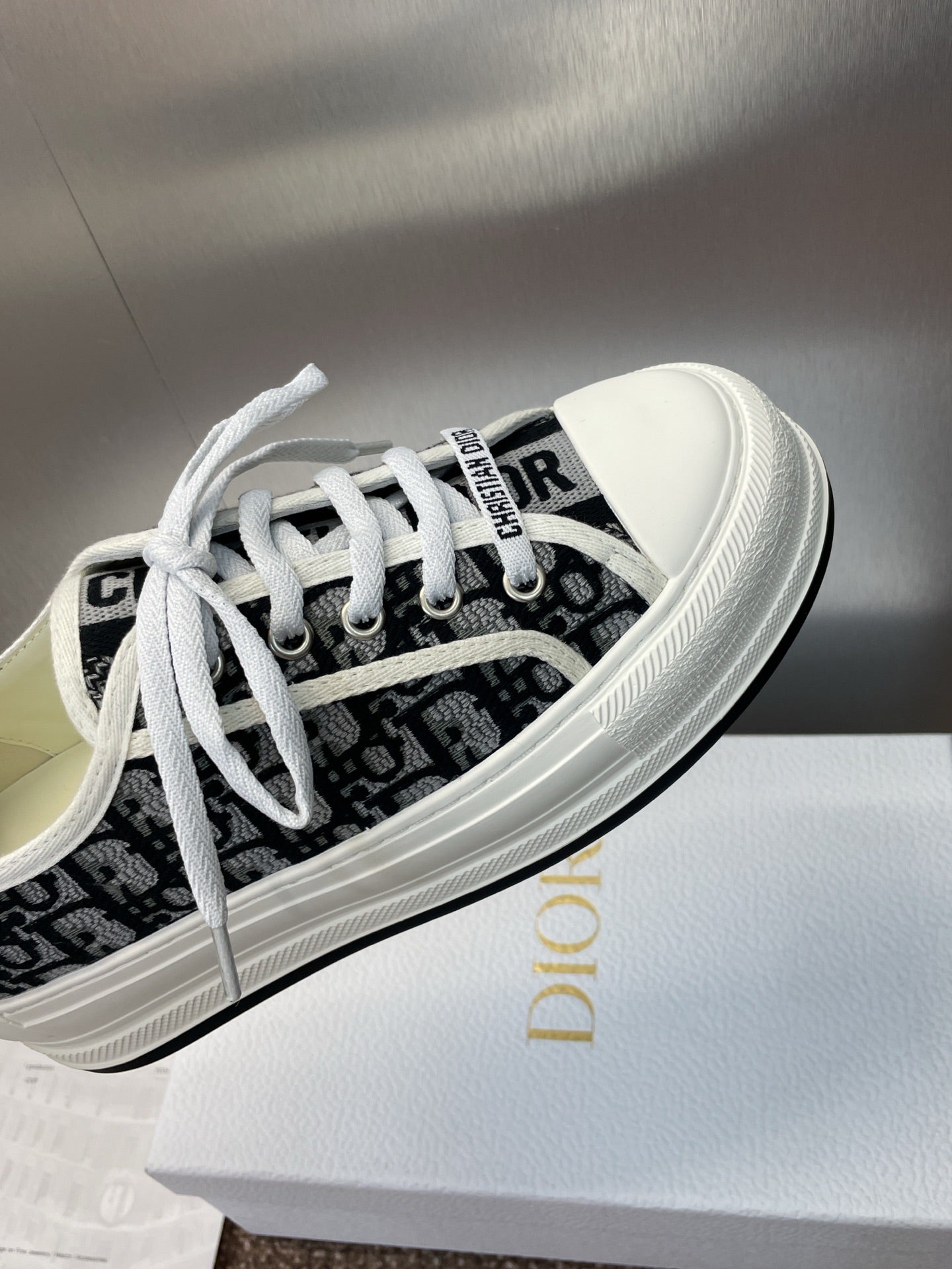 DIOR 25S WALK'N' SNEAKER IN DARK GREY  OBLIQUE EMBROIDERED COTTON