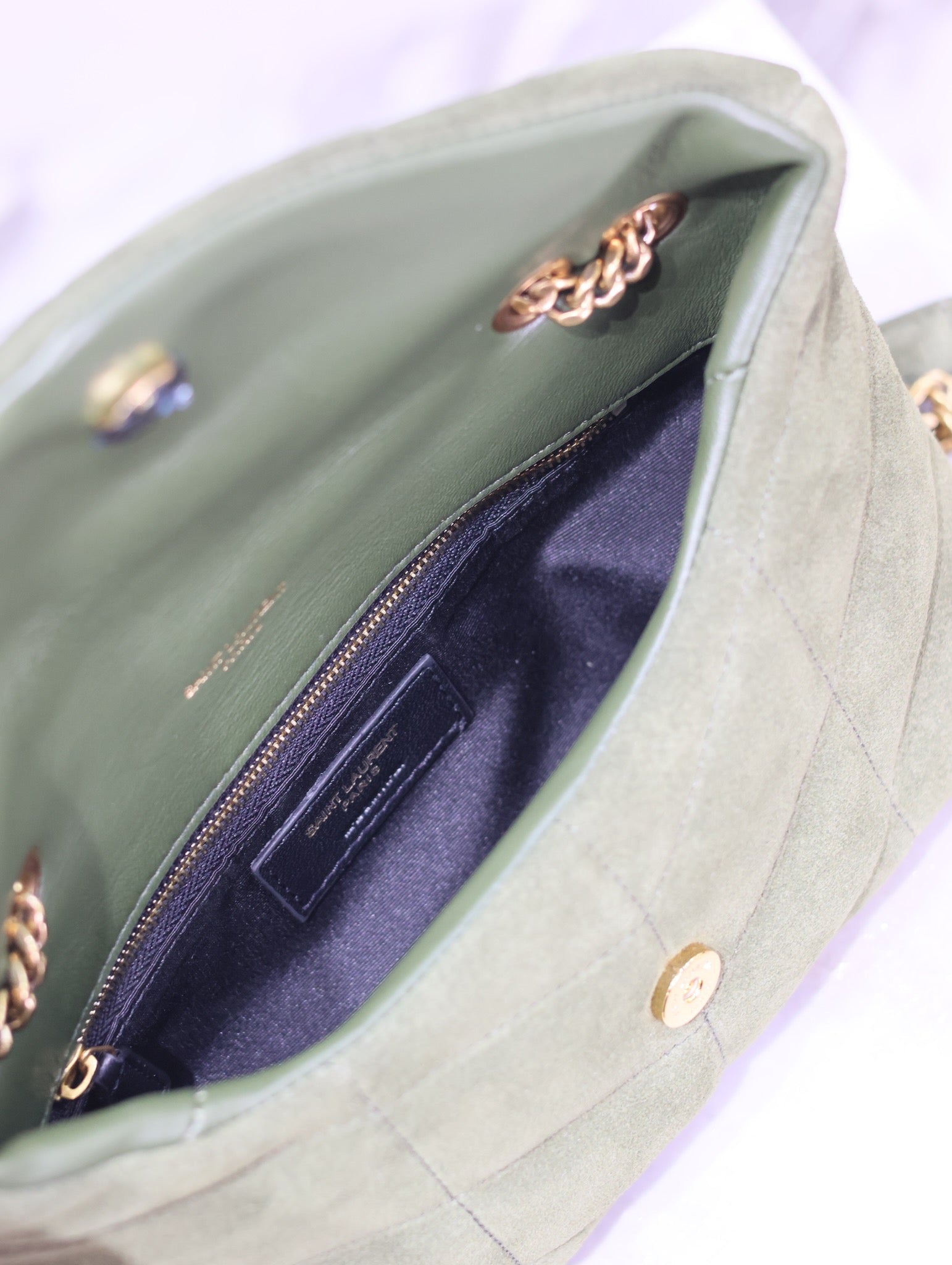YSL 25S LOULOU PUFFER MINI 23 IN GREEN SUEDE GOLD HARDWRE
