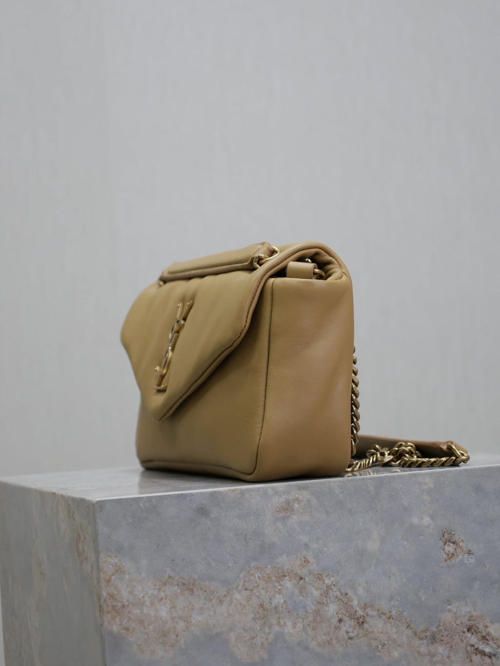 YSL 25S CALYPSO HANDBAG 26 IN LIGHT BROWN LAMBSKIN GOLD HARDWRE