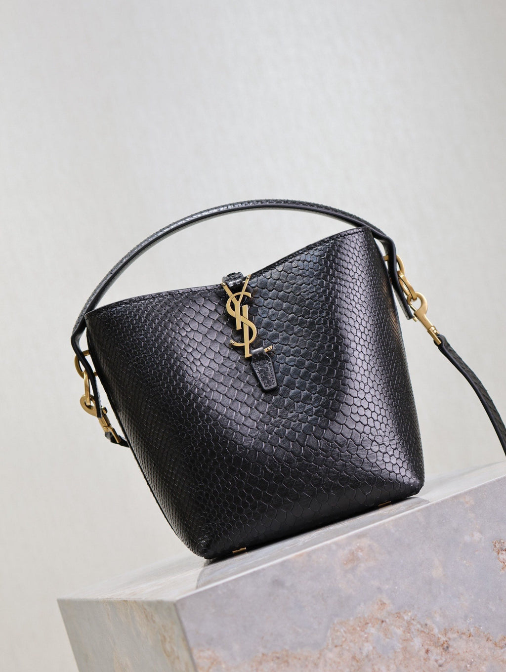 YSL 25S LE 37 20 IN BLACK SNAKE EMBOSSED CALFSKIN GOLD HARDWARE