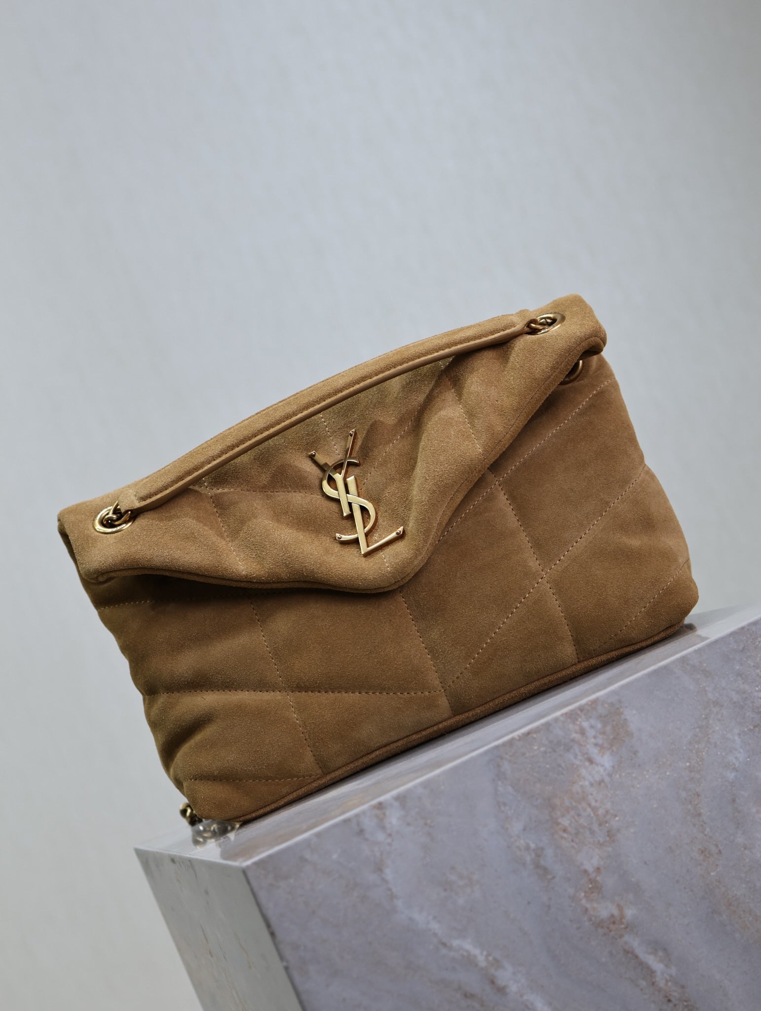YSL 25S LOULOU PUFFER MM 29 IN TAN BROWN SUEDE GOLD HARDWRE