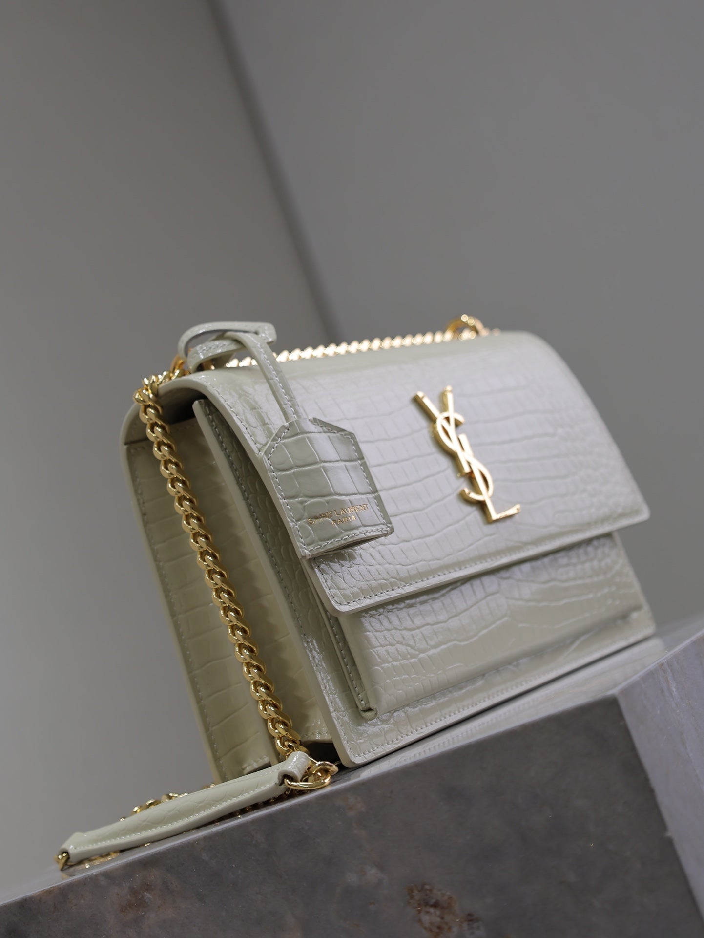 YSL 25S SUNSET MEDIUM 22 IN IVORY CROCODILE-EMBOSSED SHINY CALFSKIN GOLD HARDWRE