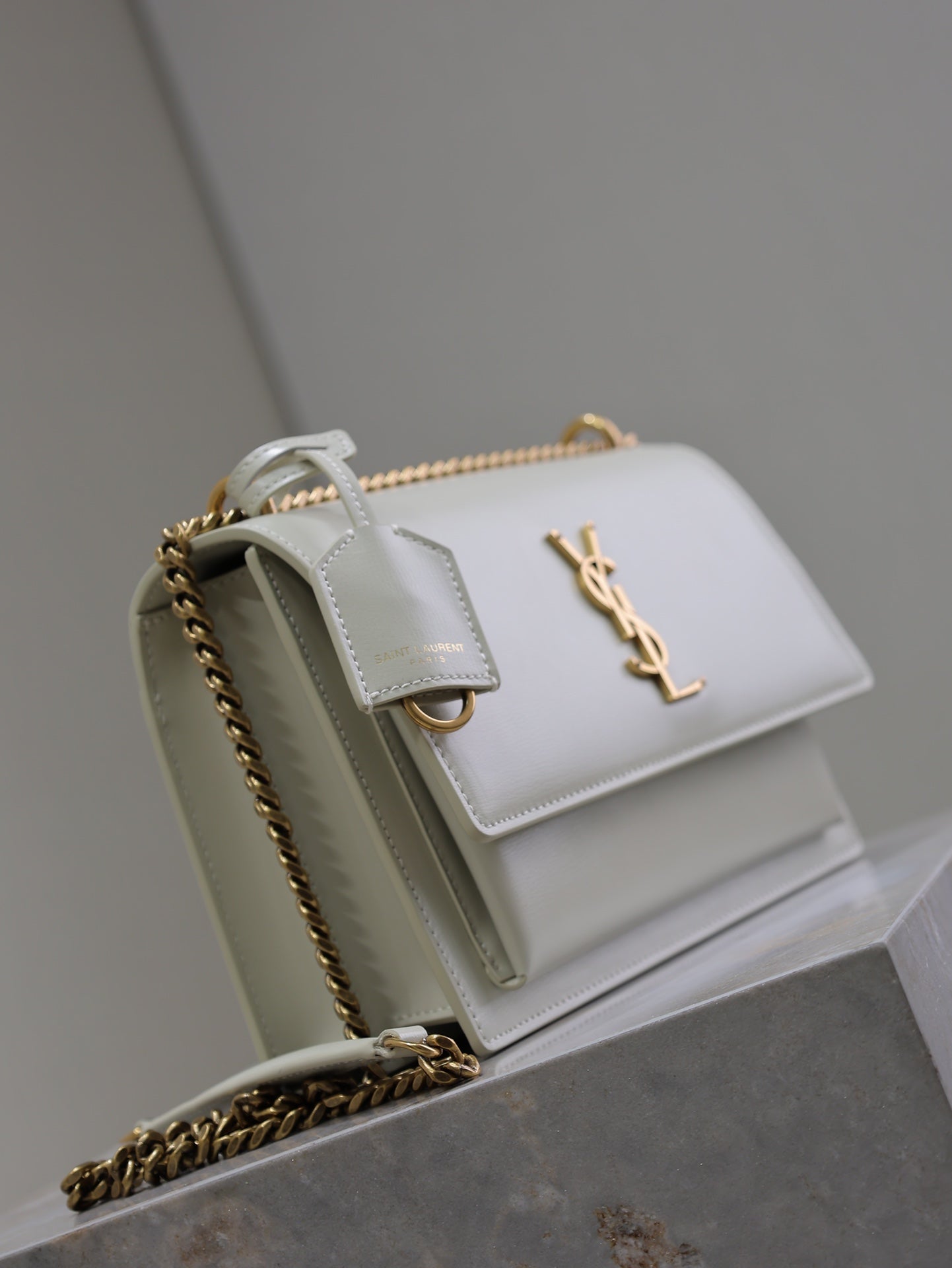 YSL 25S SUNSET BAG 22 IN IVORY CALFSKIN GOLD HARDWARE