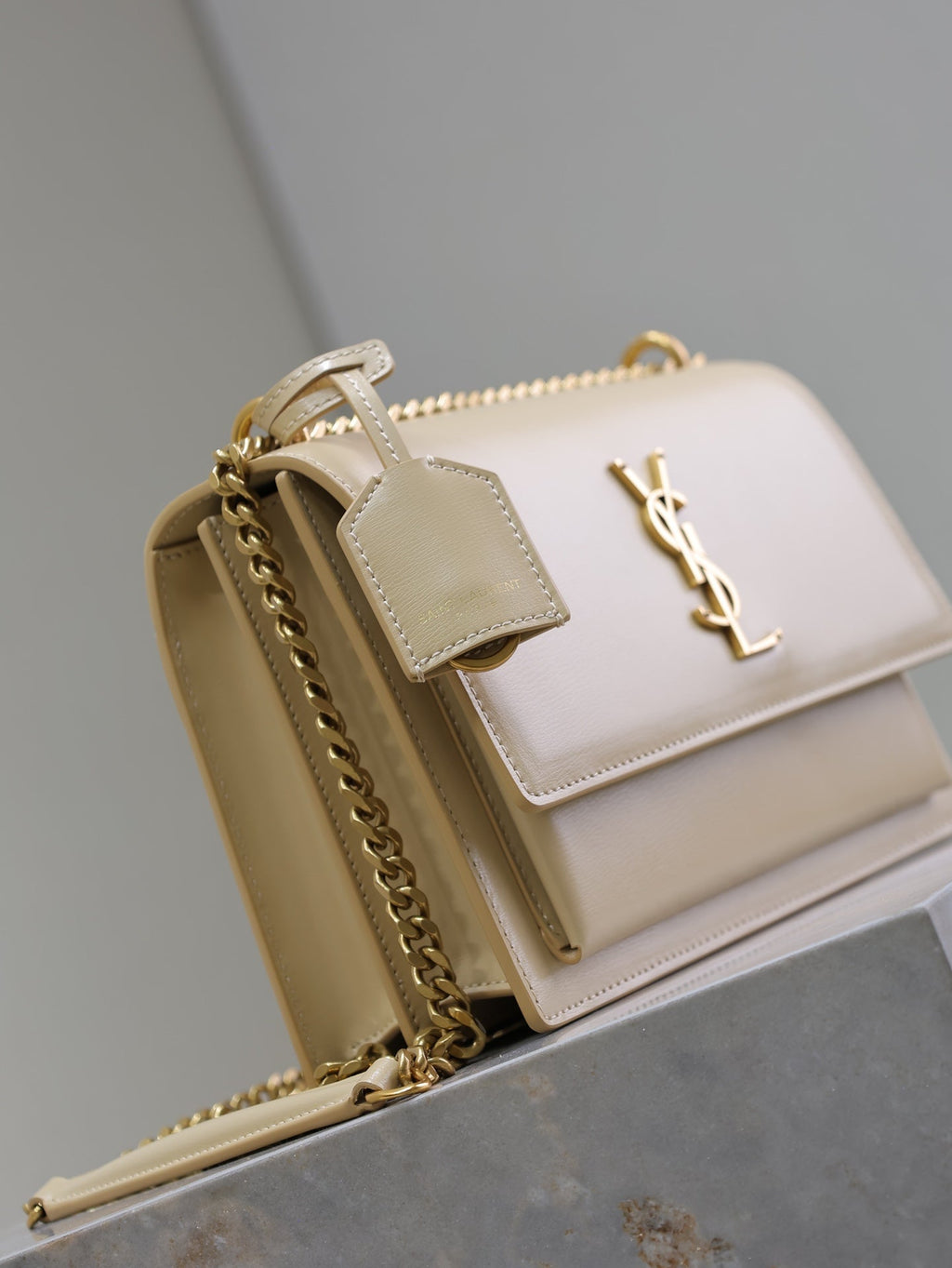 YSL 25S SUNSET BAG 22 IN NUDE CALFSKIN GOLD HARDWRE