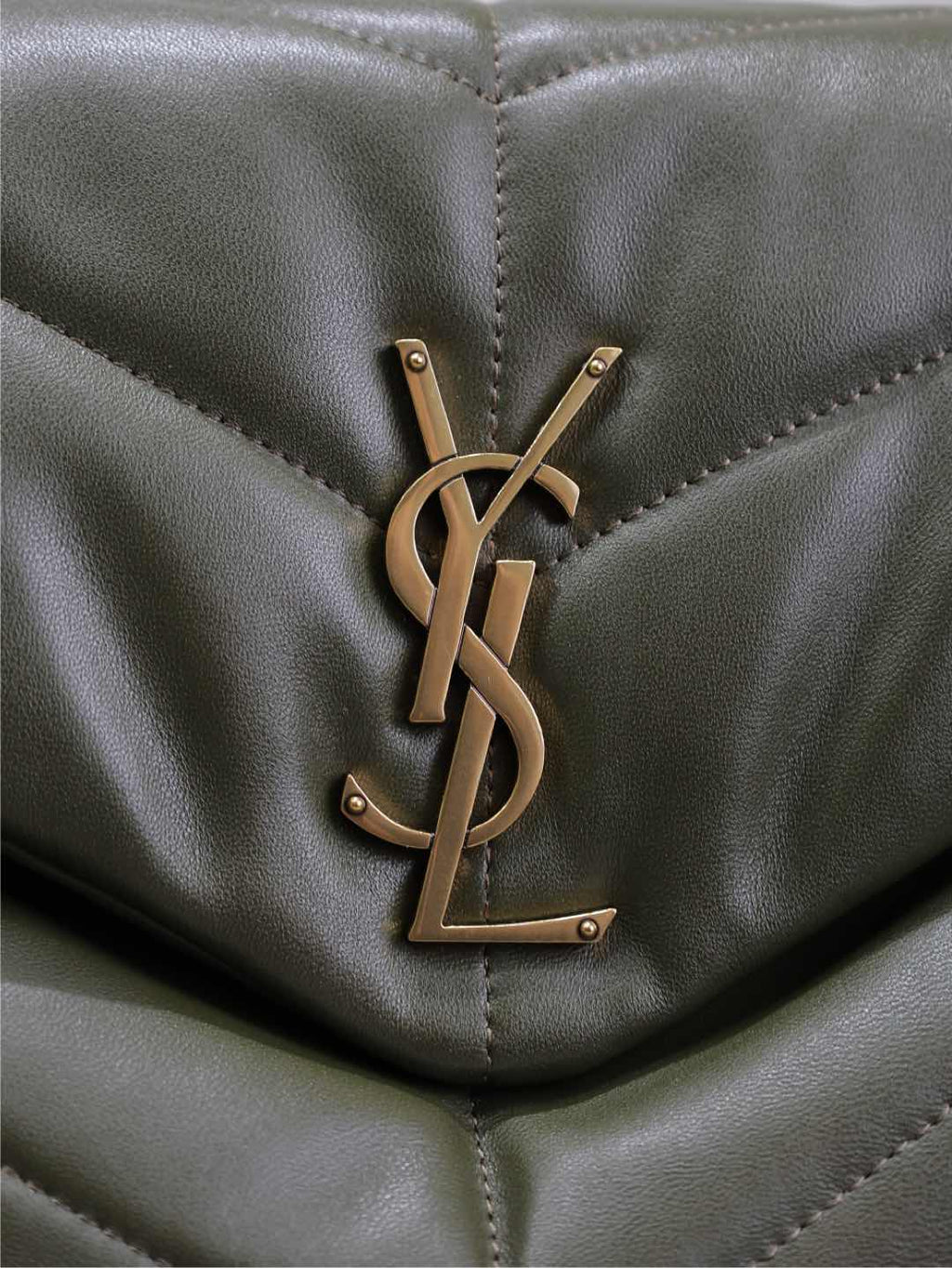 YSL 25S LOULOU PUFFER GM 35 IN DARK OLIVE CALFSKIN GOLD HARDWRE