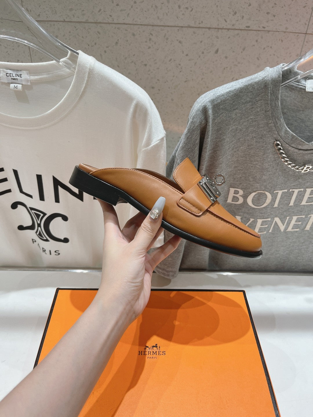 HERMES IOTA MULE CARAMEL CALFSKIN