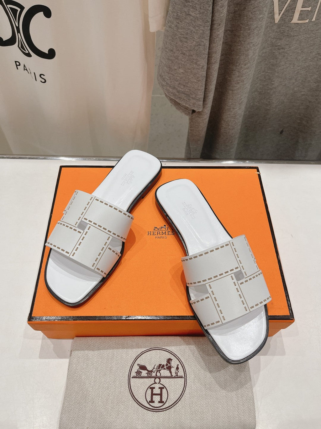 HERMES Idioma Sandal White Calfskin