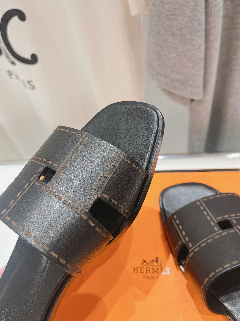 HERMES Idioma Sandal Black Calfskin