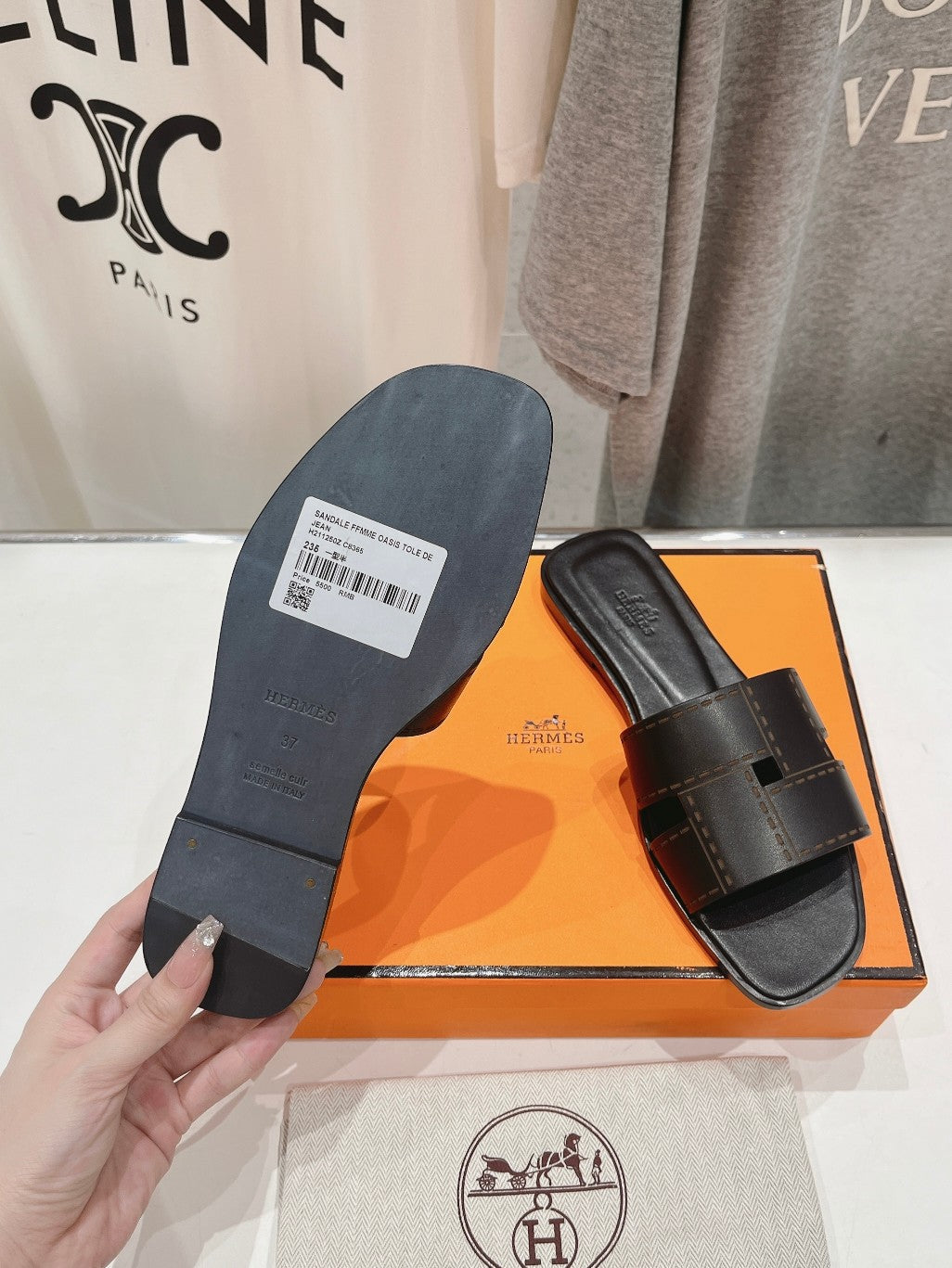 HERMES Idioma Sandal Black Calfskin