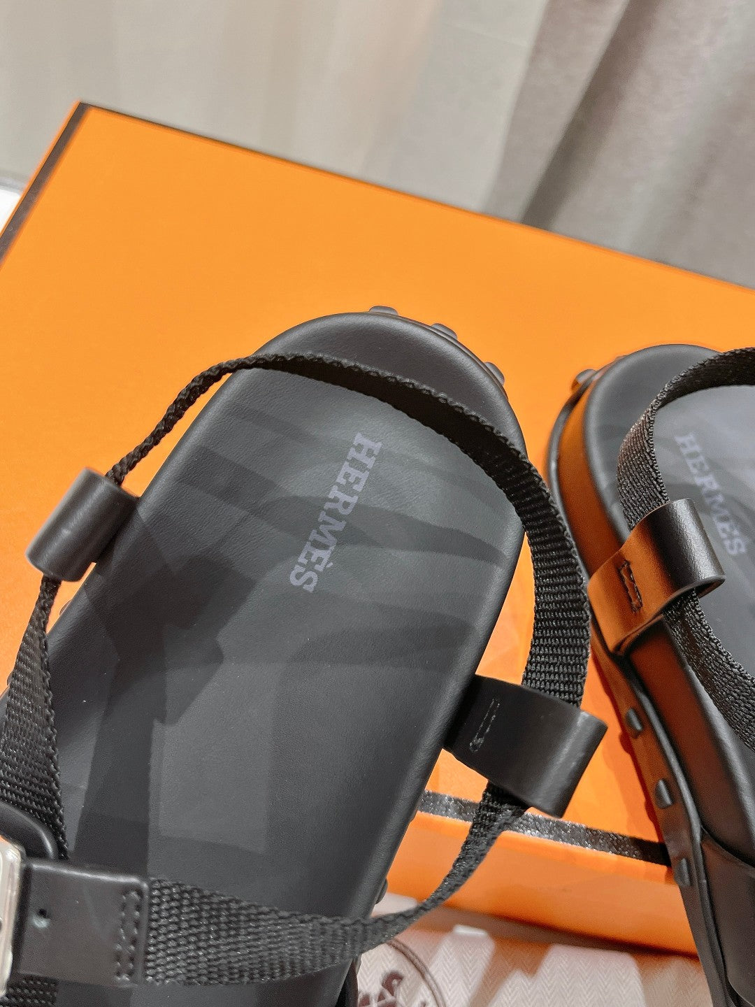 HERMES SANDAL BRAIDED 30 BLACK CALFSKIN