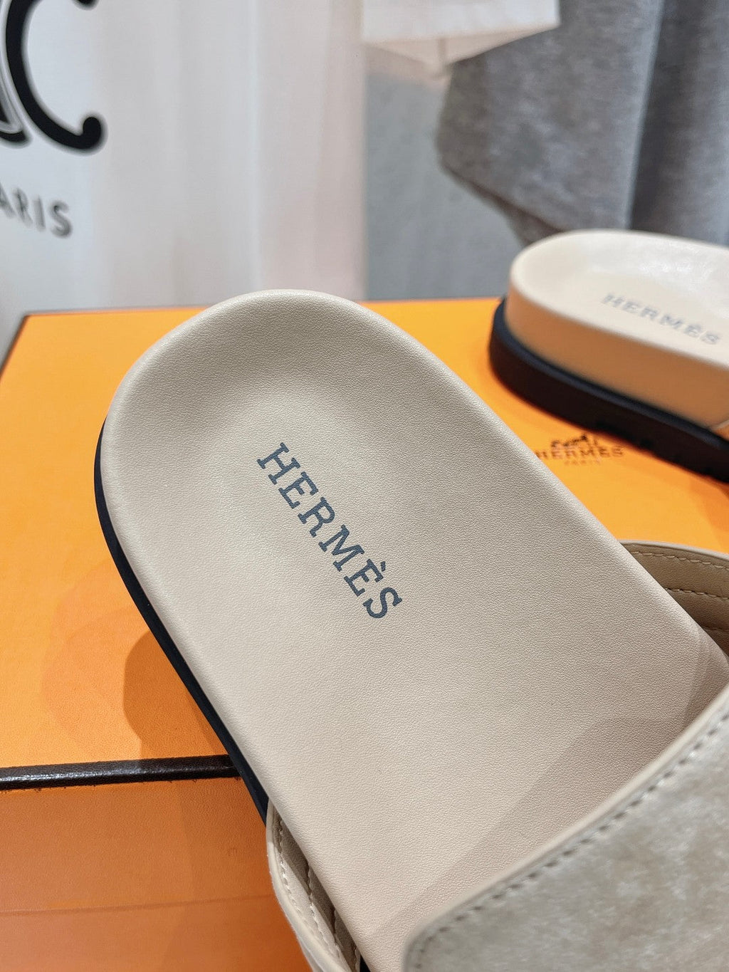 HERMES EMPIRE SANDAL PASTEL PINK SUEDE