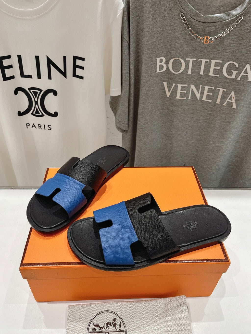 HERMES IZMIR SANDAL BLACK MIX COBALT LAMBSKIN
