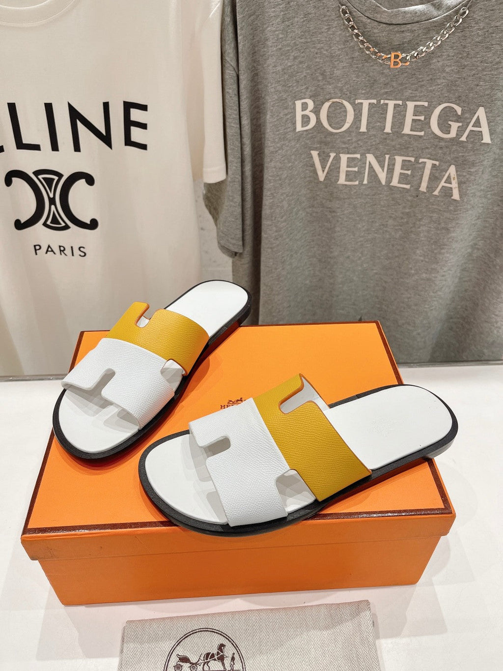 HERMES IZMIR SANDAL WHITE MIX YELLOW LAMBSKIN