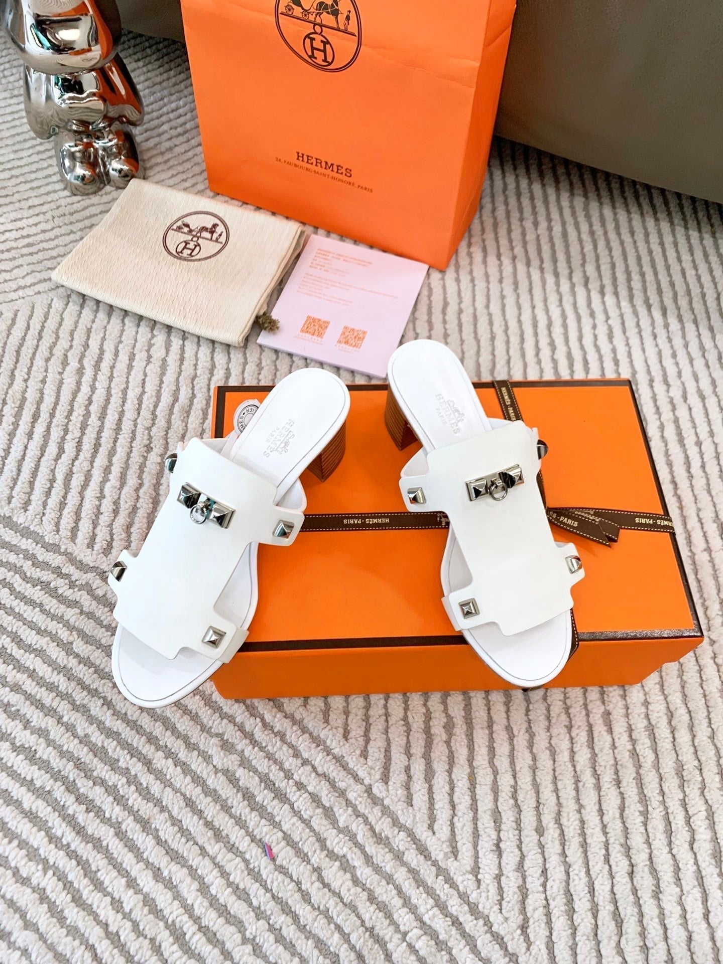 HERMES INVINCIBLE 50 SANDAL IN WHITE CALFSKIN