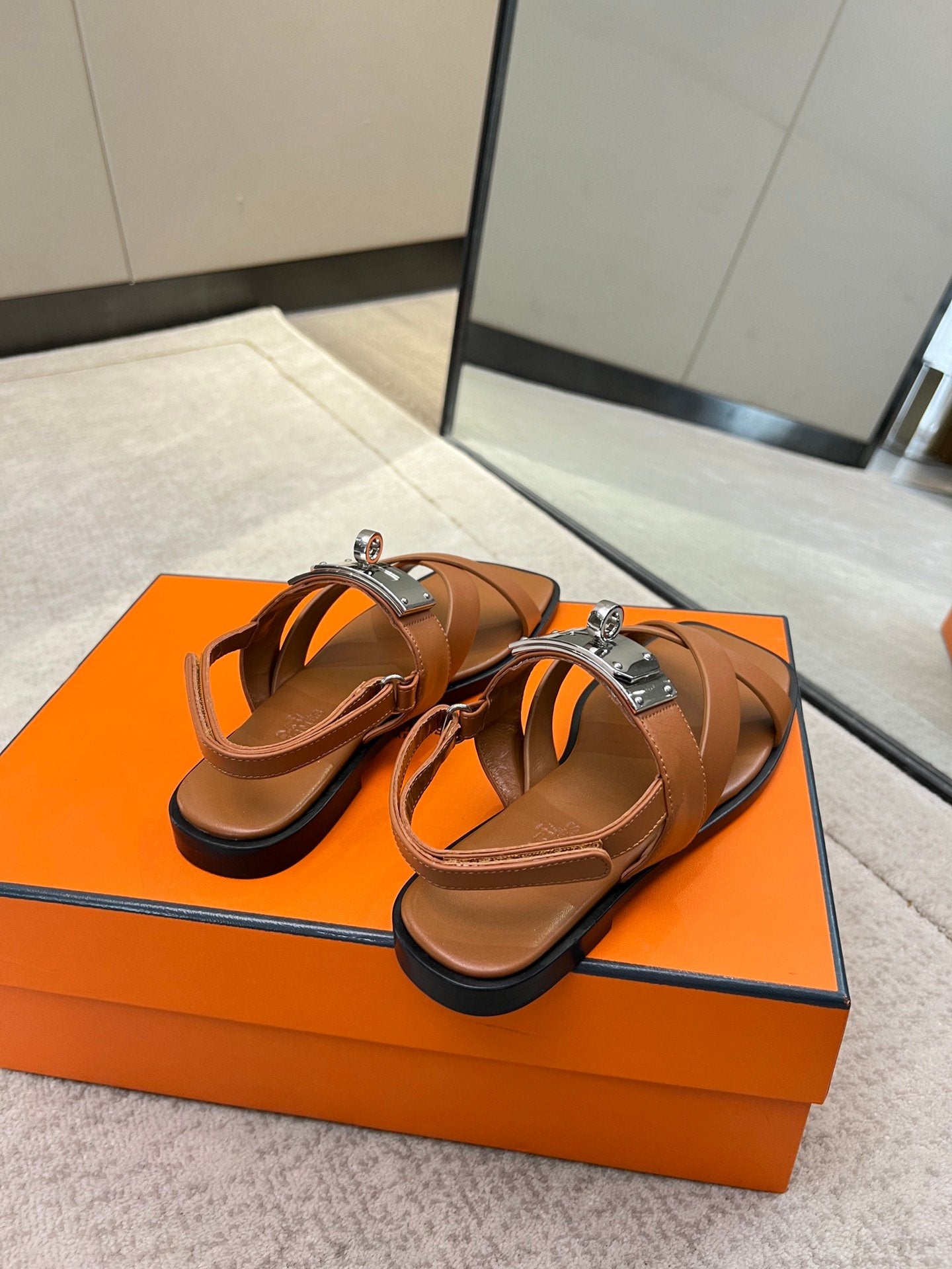 HERMES Ines sandal brown calfskin